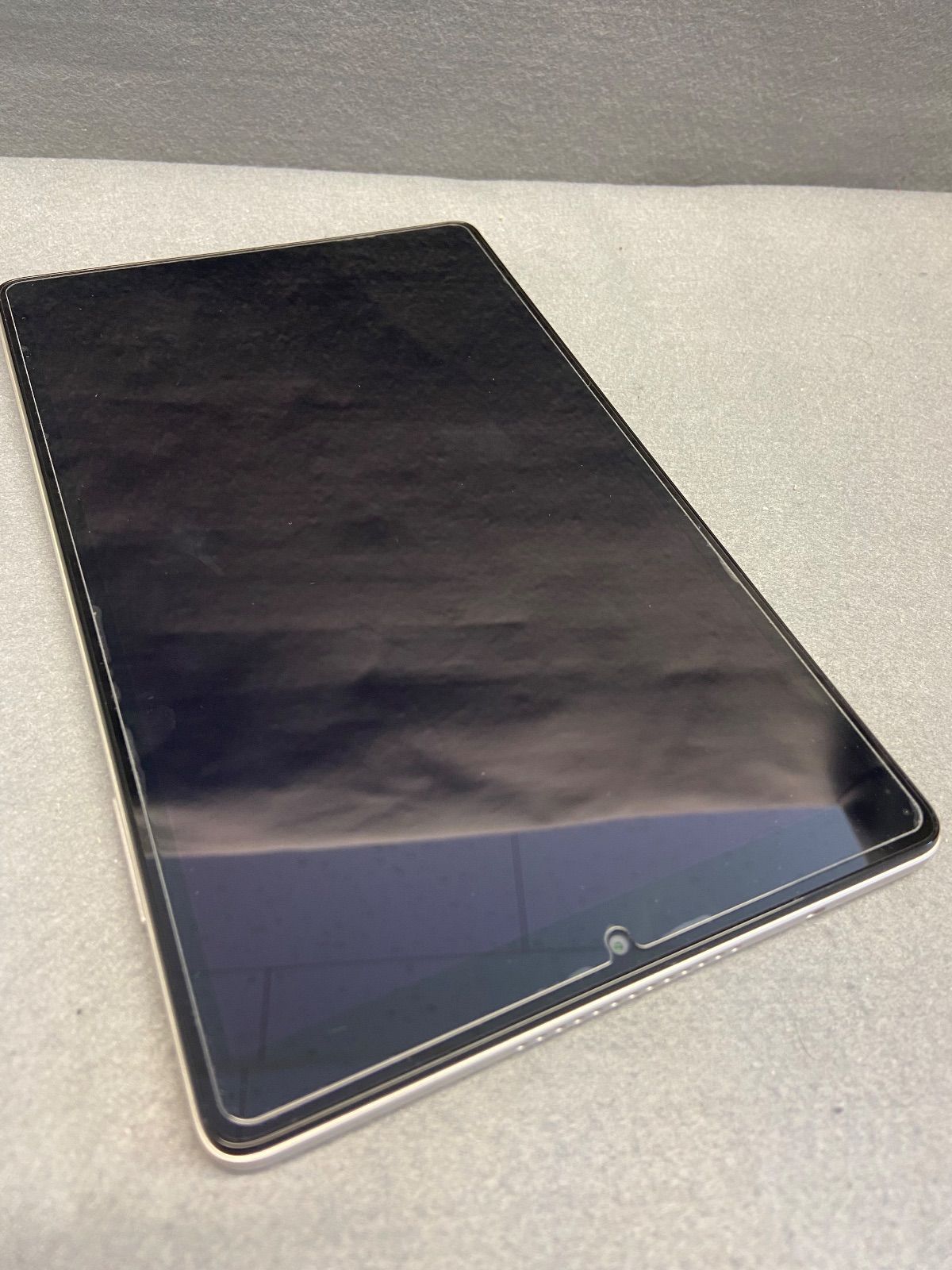 美品 SIMフリー docomo dtab Compact d-42A RAM 4GB ROM 64GB ゴールド色