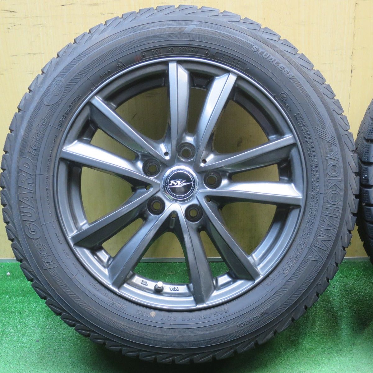 バリ溝！23年！キレイ！9分☆スタッドレス 205/60R16 ヨコハマ アイス 