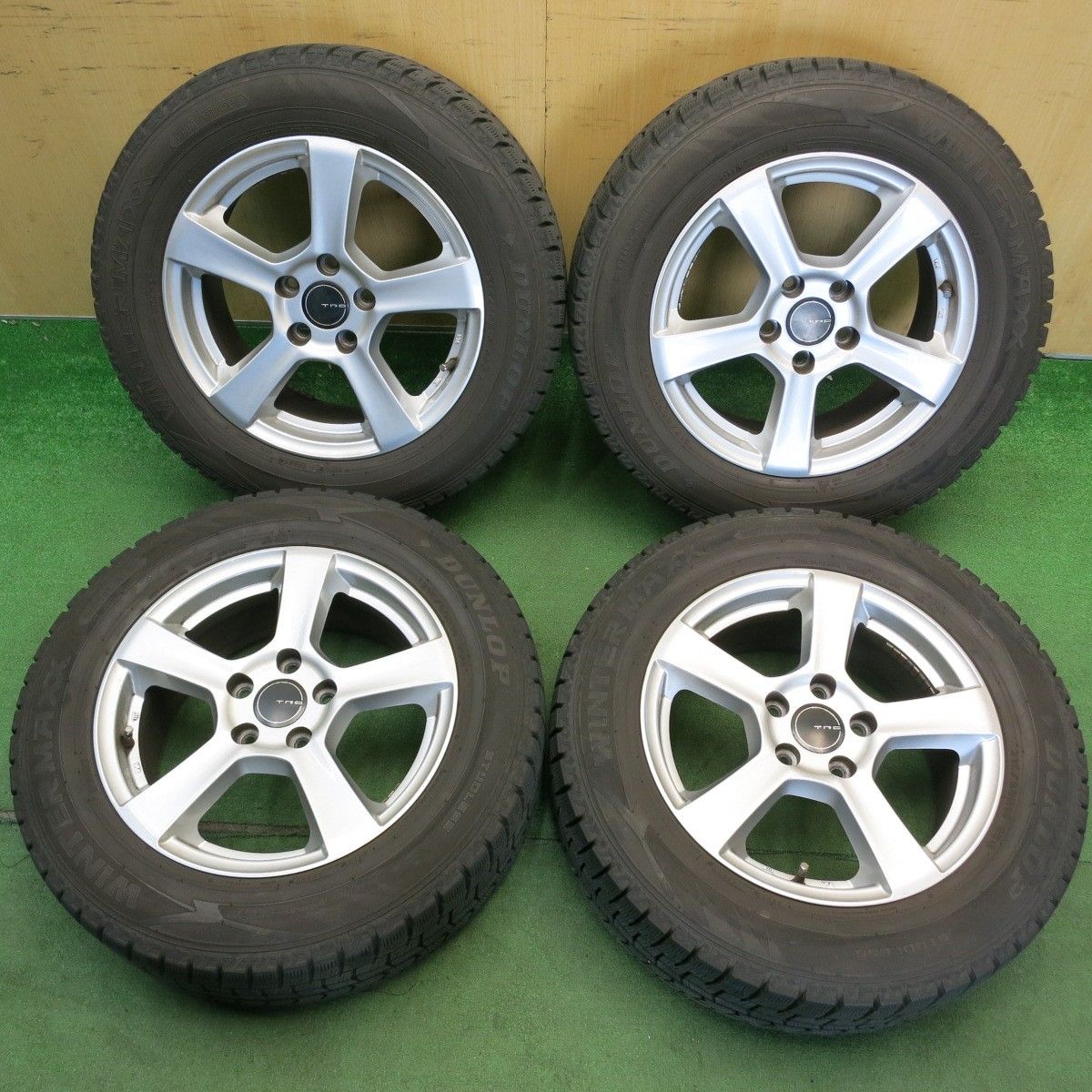 バリ溝！9分★ワーゲン 等 TRG 215/60R16 スタッドレス ダンロップ ウインターマックス WM02 16インチ PCD112/5H★6051406HAス