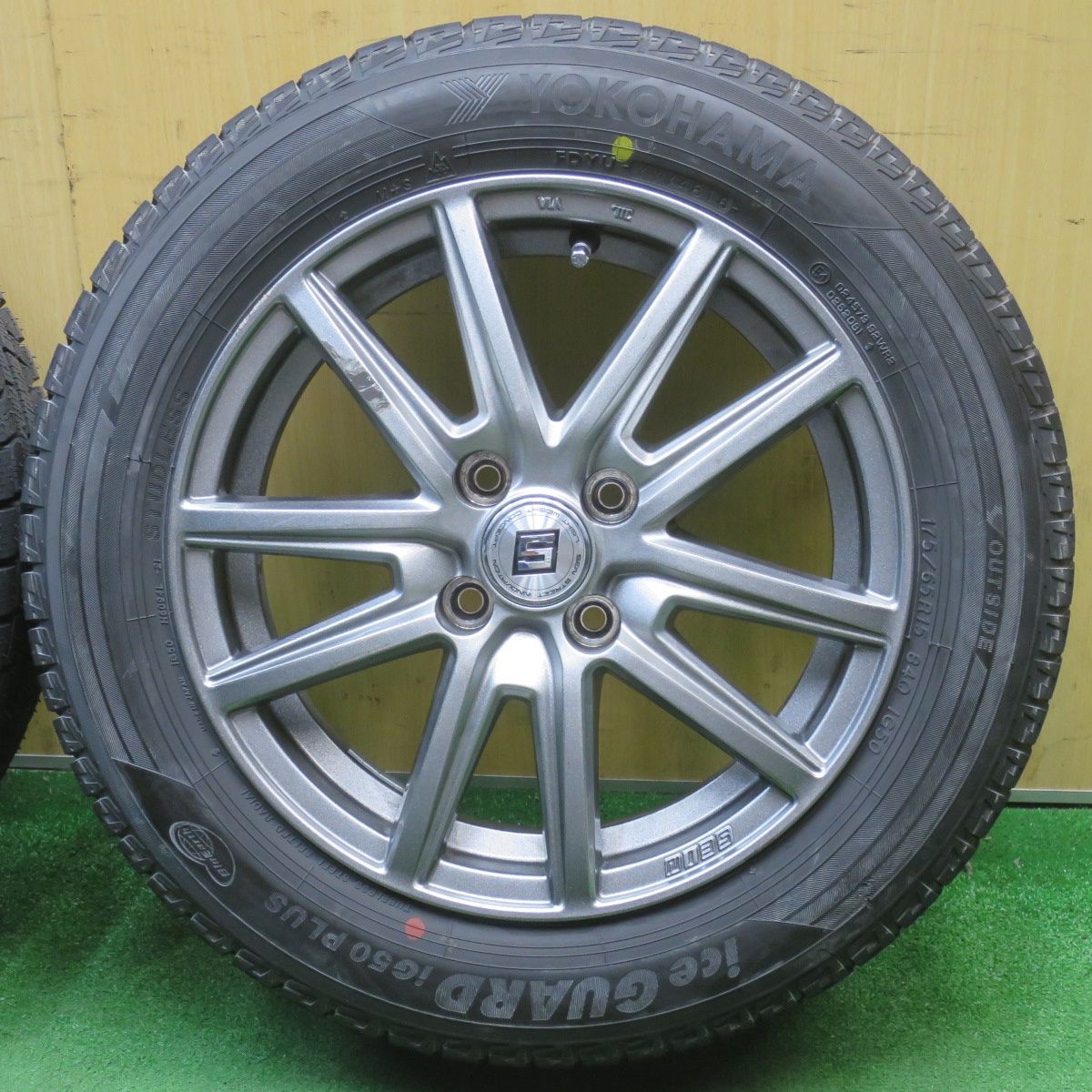 超バリ溝!ほぼ10分☆スタッドレス 175/65R15 ヨコハマ アイスガード 超バリ溝!ほぼ10分☆スタッドレス 175/65R15 ヨコハマ アイスガード