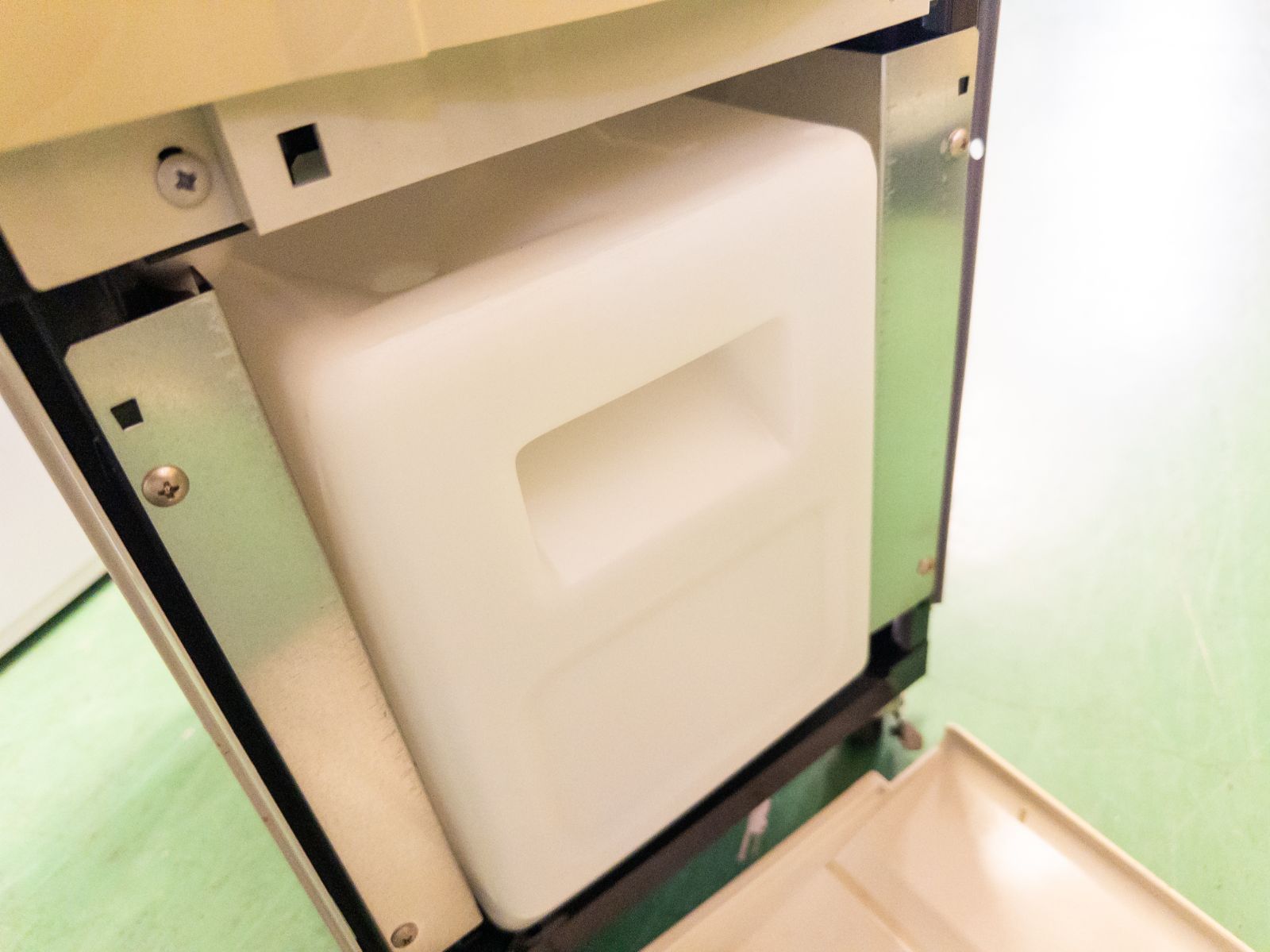 関東・中部ほか送料無料】トヨトミ TIDS-A20F スポットクーラー 冷風機 関東・中部ほか送料無料】トヨトミ TIDS-A20F スポットクーラー 冷風機