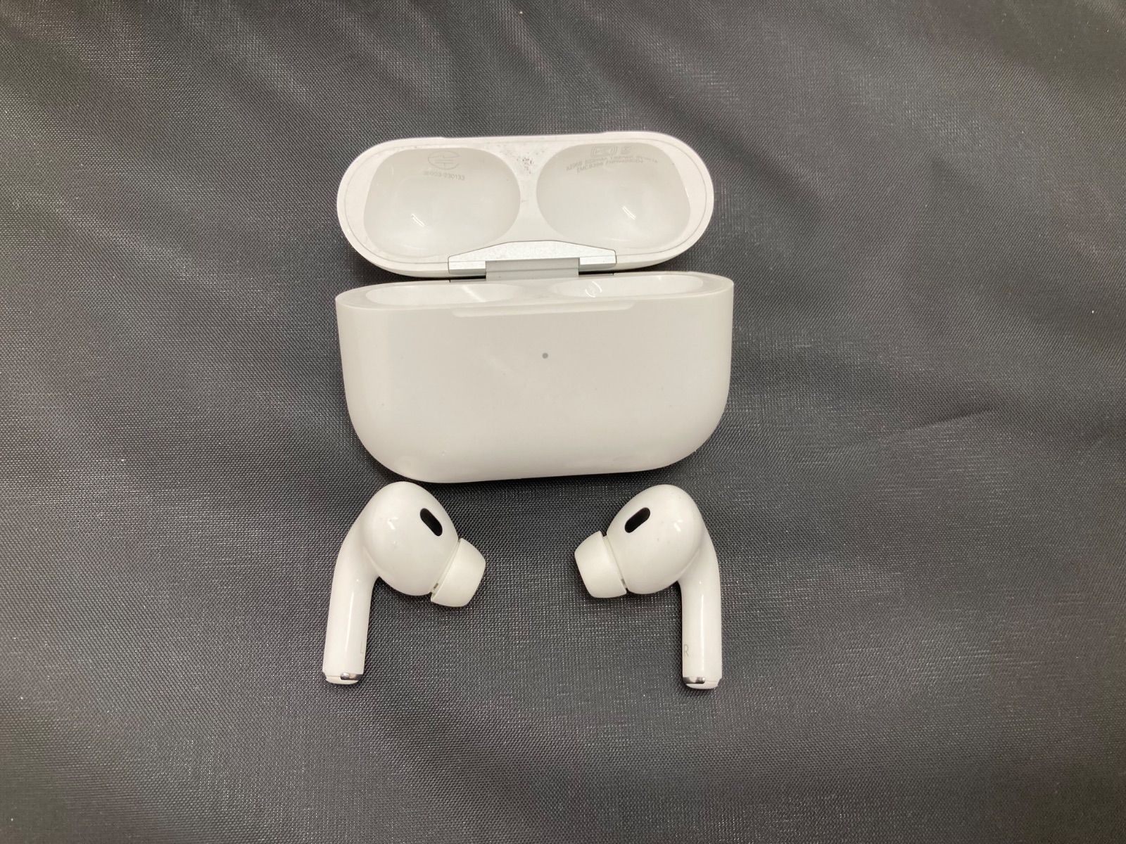 中古品】AirPods Pro 第2世代 エアポッズプロ ワイヤレスイヤホン 平塚