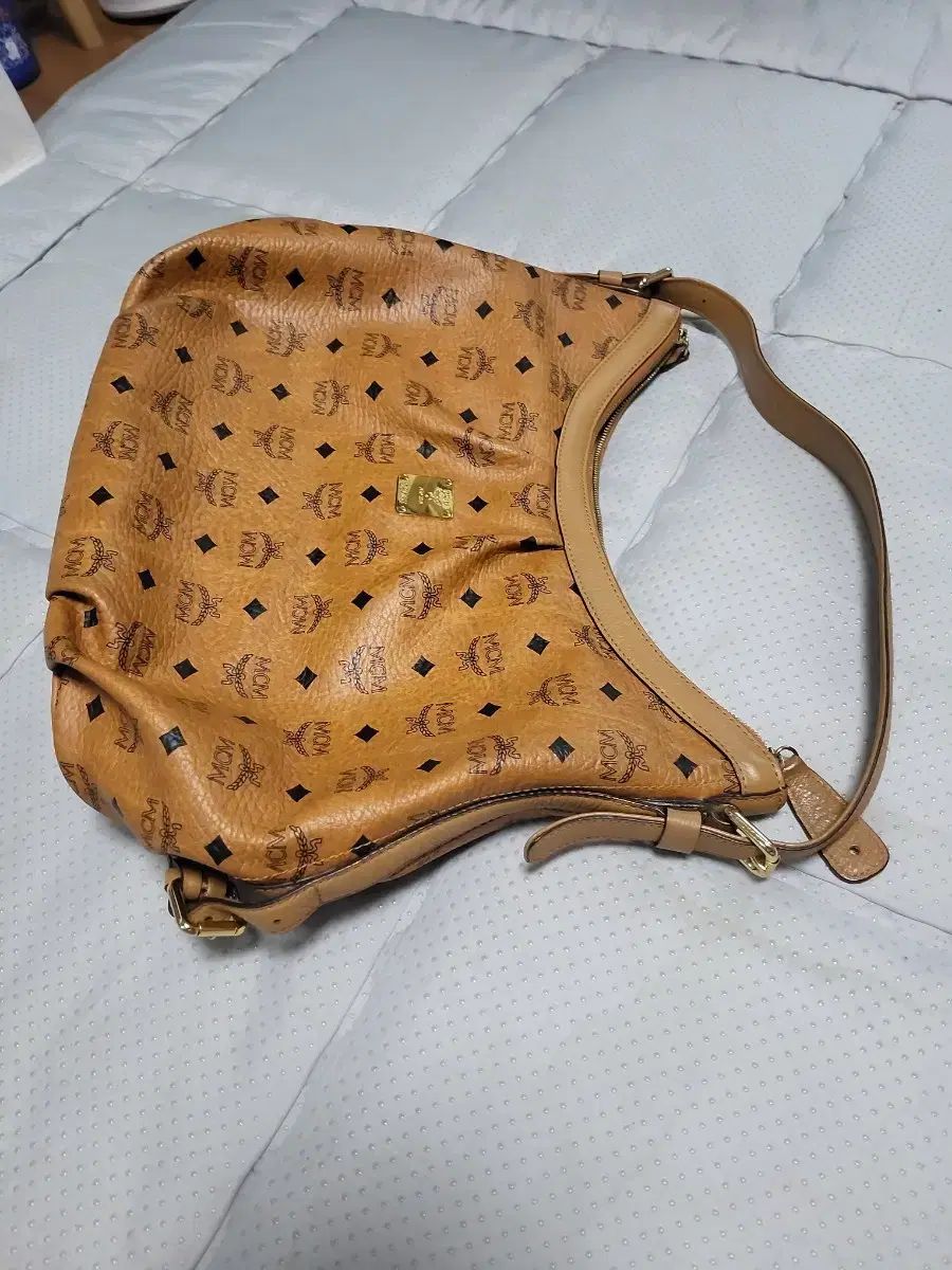 MCM HOBO BAG ショルダーバッグ ブラウン パータン