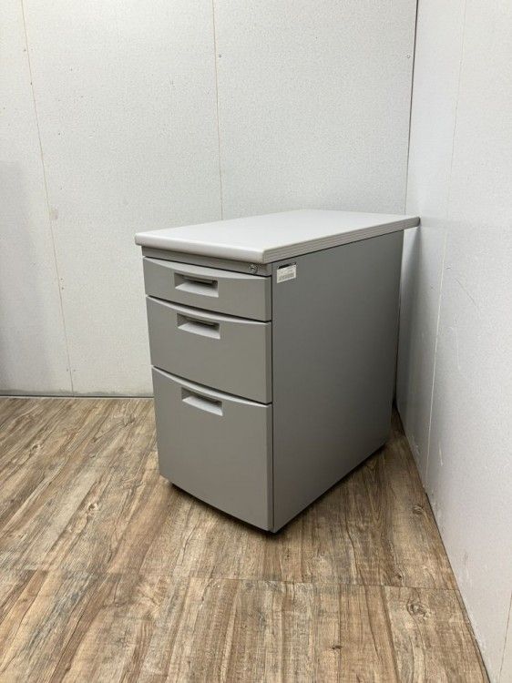 【中古品】イトーキ CZシリーズ 3段脇机 XZN-047LA-WE グレー