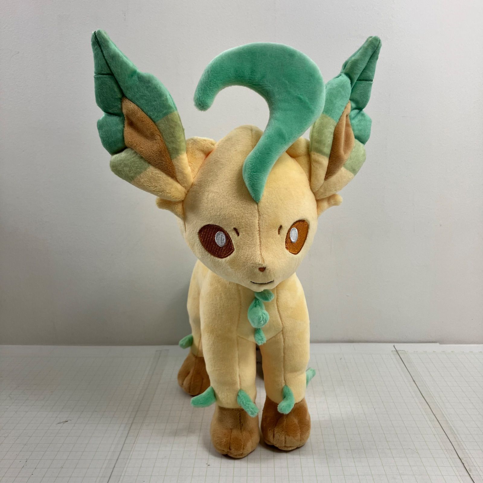 瀬戸店】タグ付き リーフィア ぬいぐるみ M PP279 ポケットモンスター