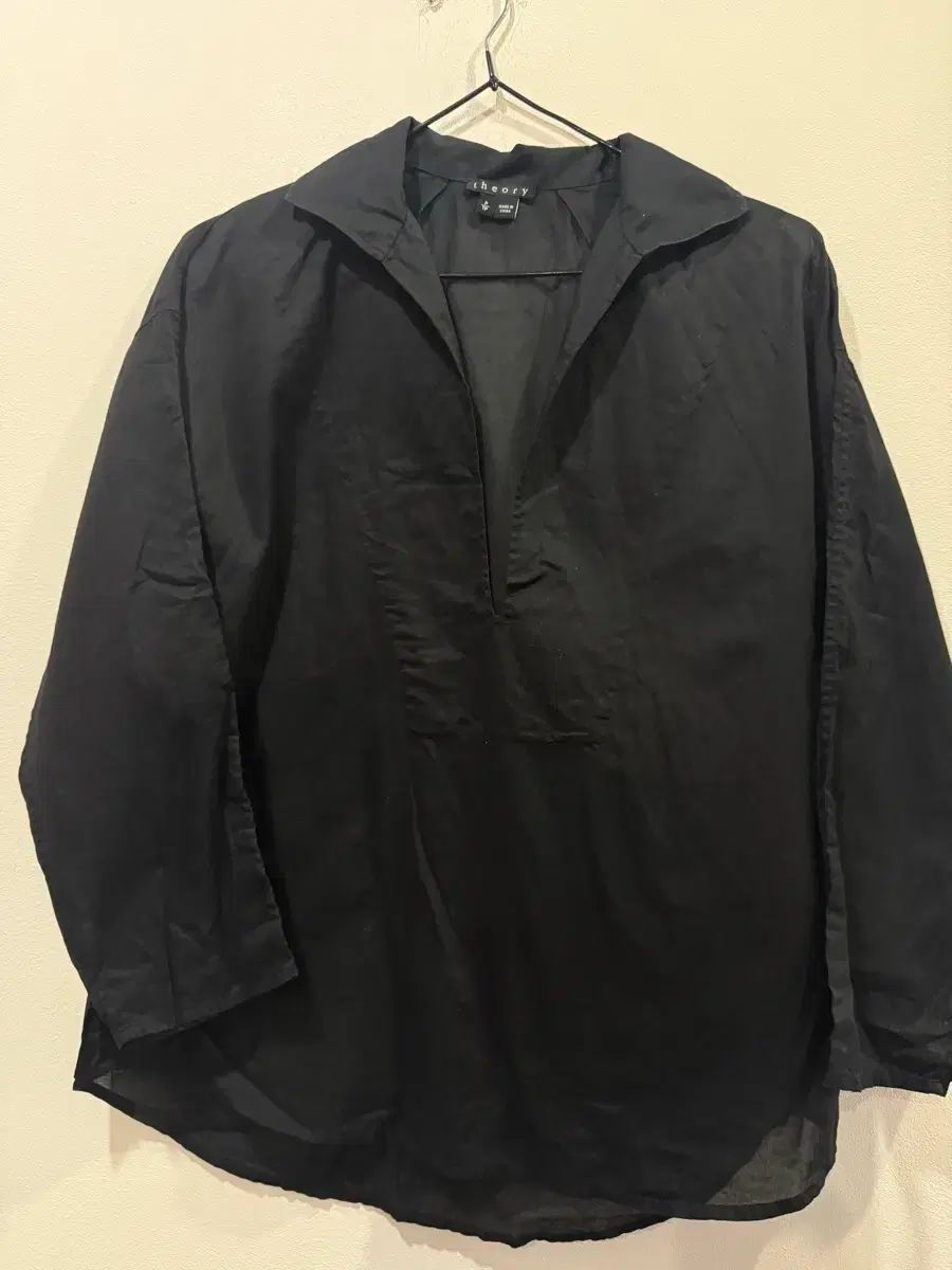 Theory セオリー ブラック シャツ ブラウス 4,742円