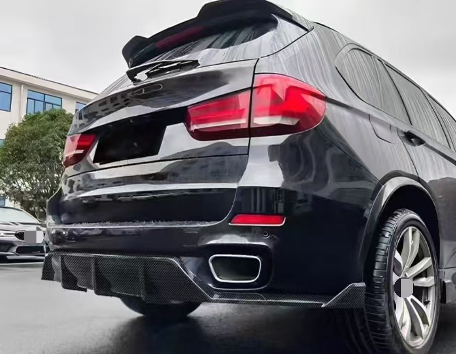 【送料無料】BMW X5 F15 後部ディフューザー リアリップ 三段式カーボン柄 後バンパーエアロ パーツ 高品質 カスタム ドレスアップ 亮ブラック/カーボン柄/マットブラック 車体強化 耐久性抜群