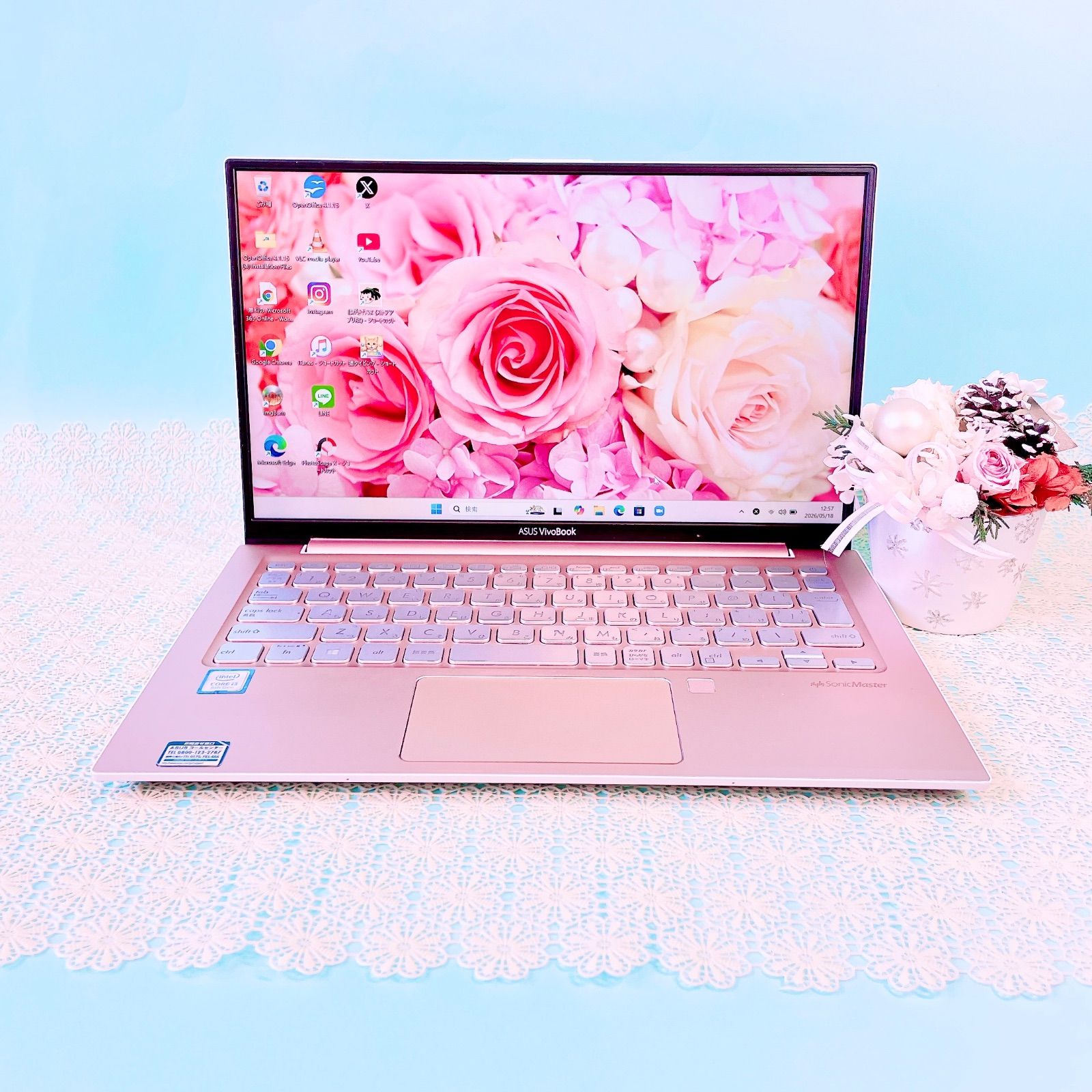 超薄型‼️小型軽量✨️可愛いピンク！ノートパソコン✨️サクサク快適