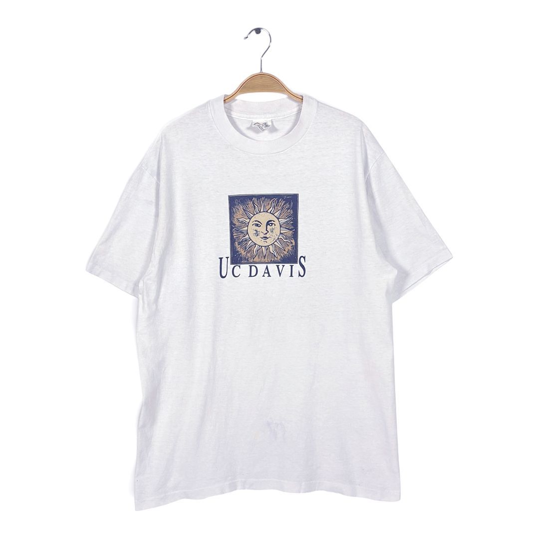 90s UCデービス 太陽 グラフィック USA製 ヴィンテージ Tシャツ ボックスシルエット ホワイト UC DAVIS カレッジ シングルステッチ サイズL 古着 BZ0564