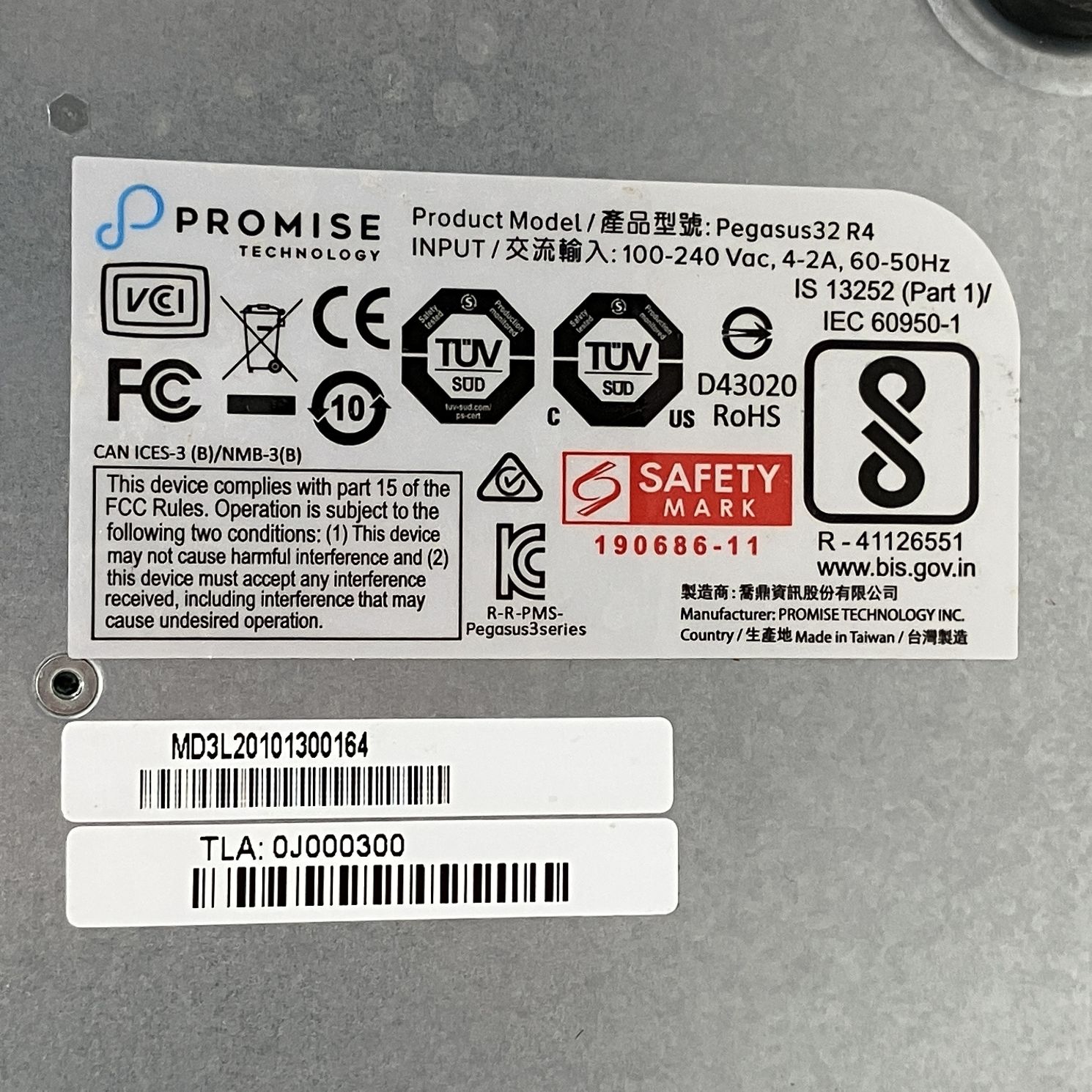 PROMISE Pegasus32 R4 外付け ストレージ 4ベイ Thunderbolt3 DP1.4 RAID ジャンク T10933847
