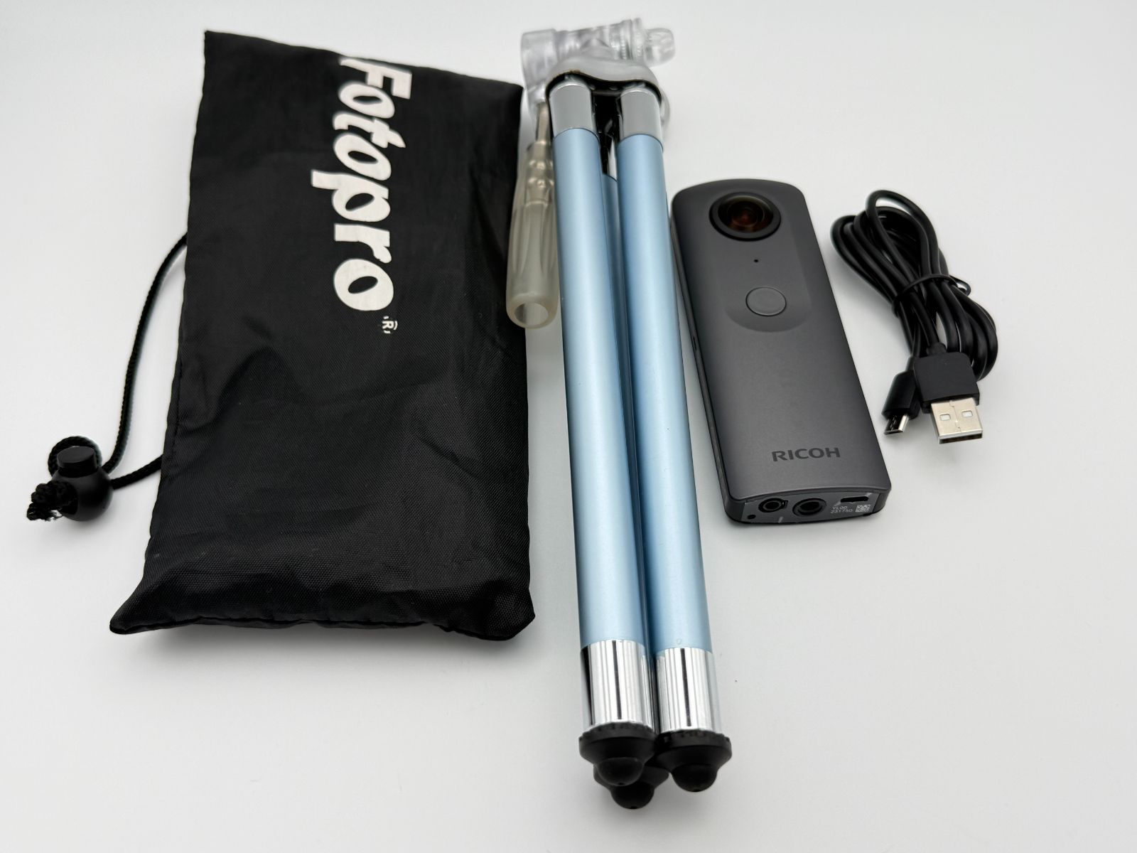 【動作確認済】RICOH THETA V 三脚付 リコー シータ 360度カメラ