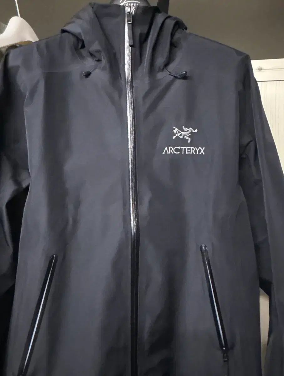 S級在庫処分) ARC'TERYX アークテリクス ベータ LT ジャケット ブラック S