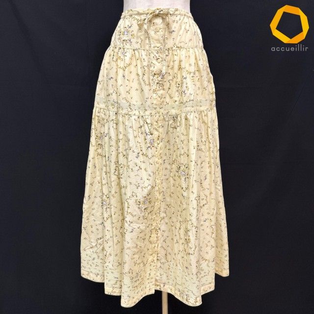 #akc カネコイサオ KANEKO ISAO スカート クリーム色系 マルチ 花柄 ピンタック ロング レディース [1007413]