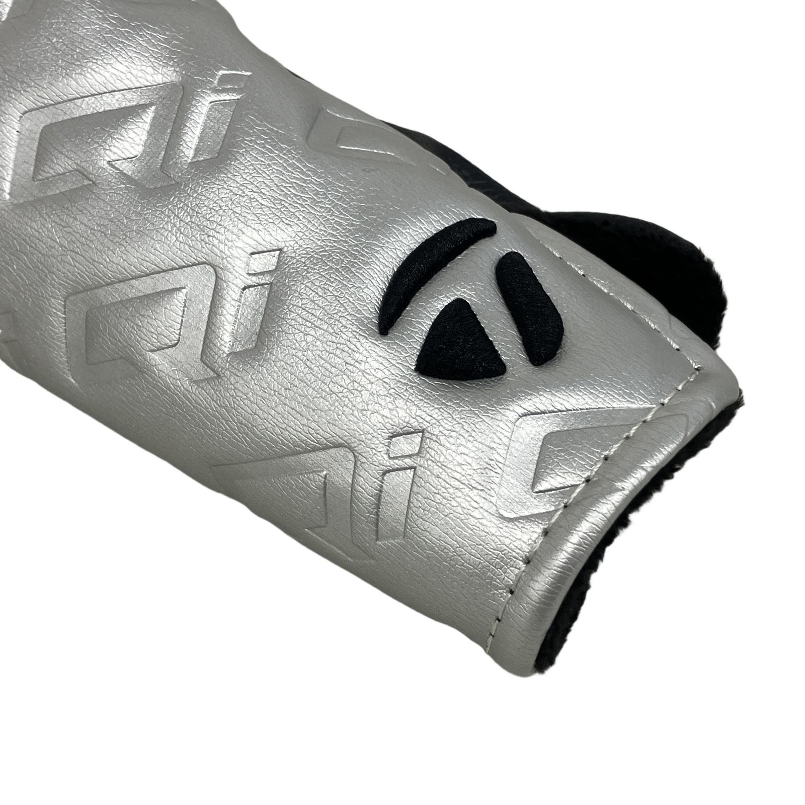 TaylorMade テーラーメイド Qi35 fw フェアウェイウッド ヘッドカバー
