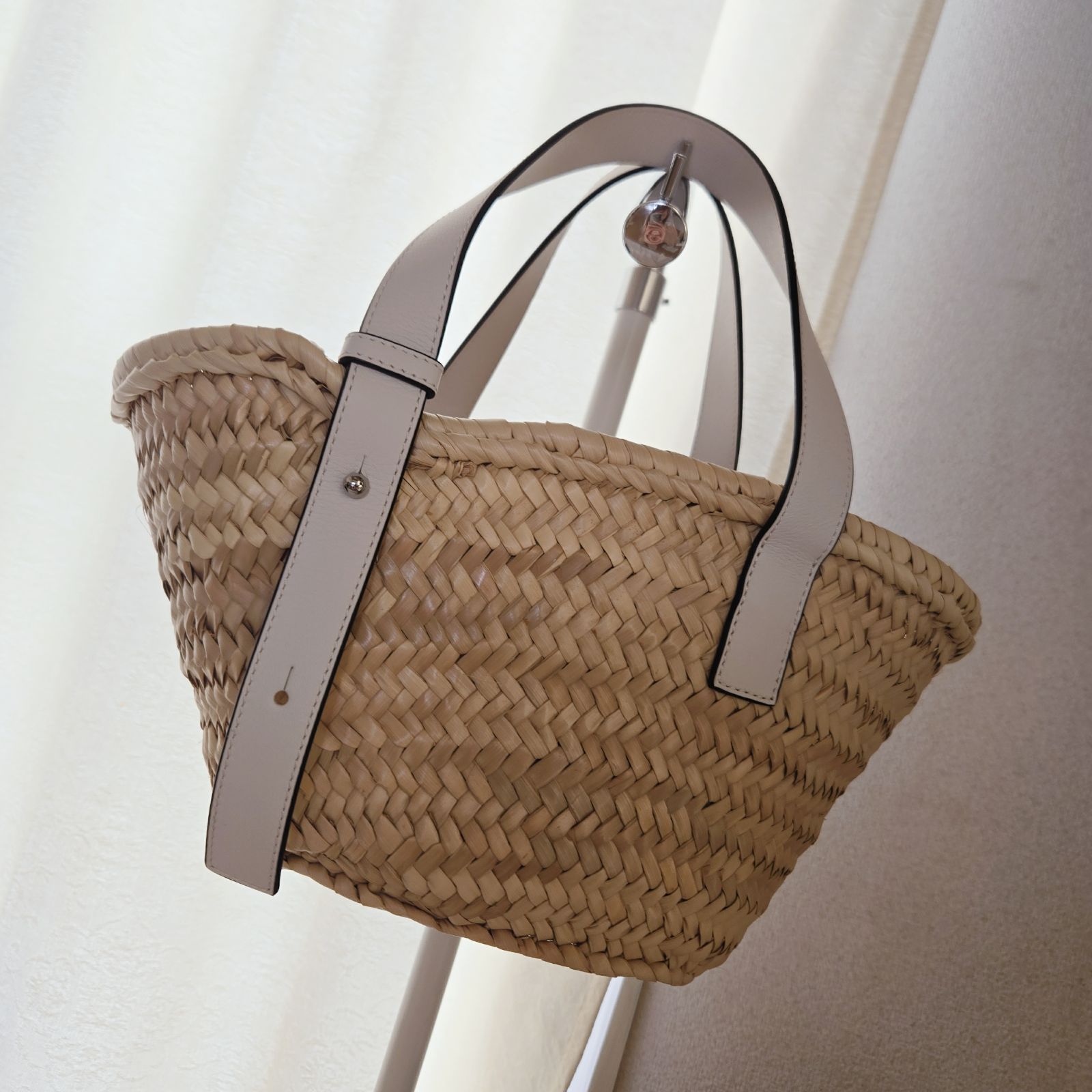 美品 LOEWE ロエベ バスケットバッグ スモール かごバッグ ホワイト 