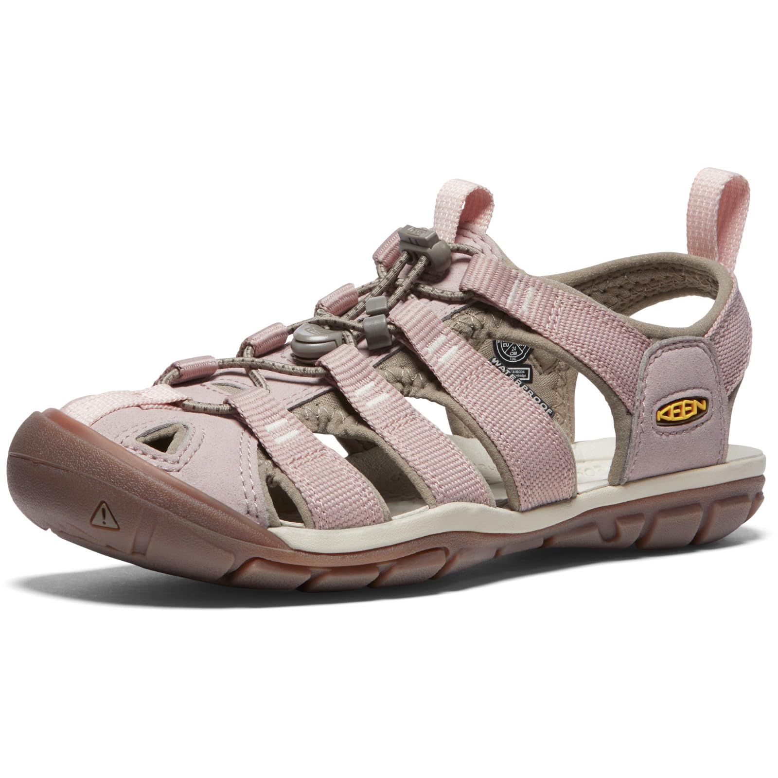 新品 [KEEN] CLEARWATER CNX クリアウォーター シーエヌエックス 歩きやすい