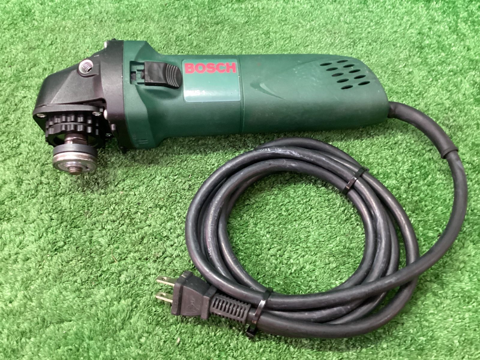 BOSCH(ボッシュ) 100㎜ ディスクグラインダー PWS1 / ITJNE4EE1MPS