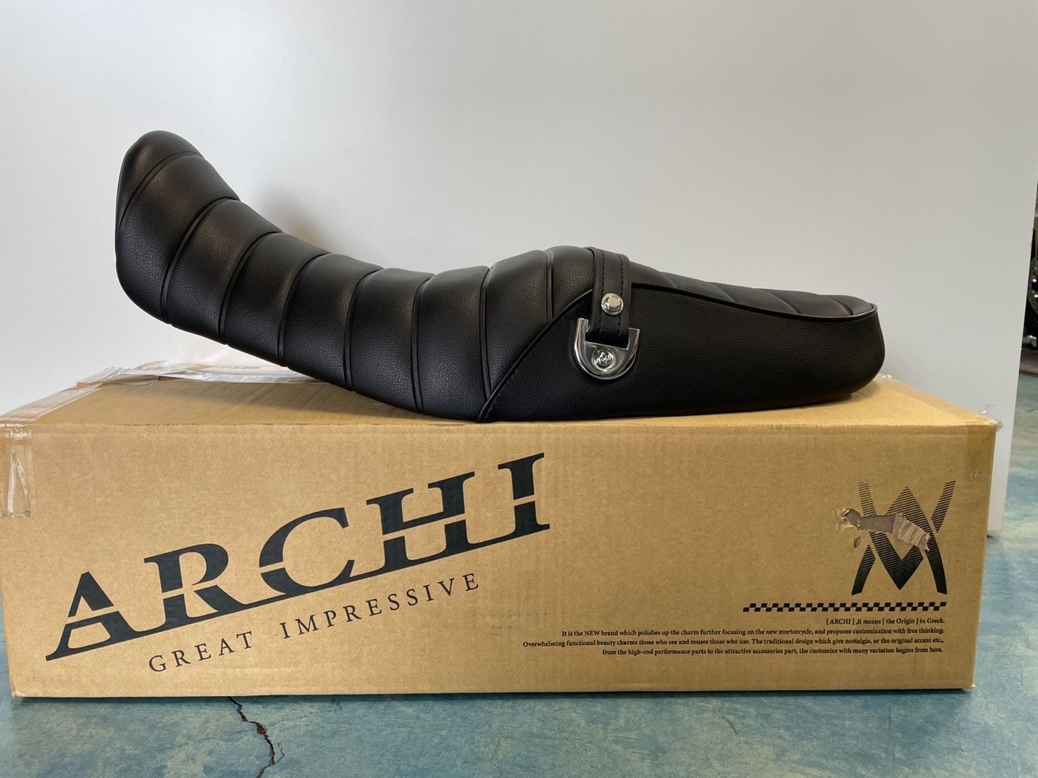 【1点限り美品中古】ARCHI アーキ　Z650RSタックロールシート 29,850円