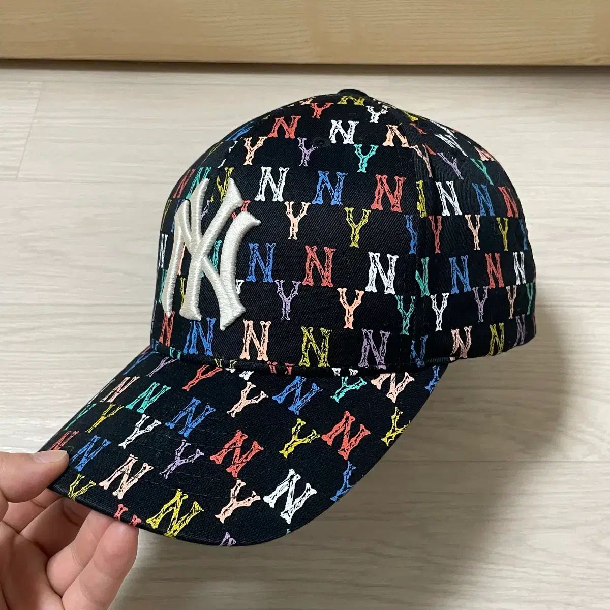 MLB NEW YORK YANKEES MULTI LOGO BASEBALL CAP HAT