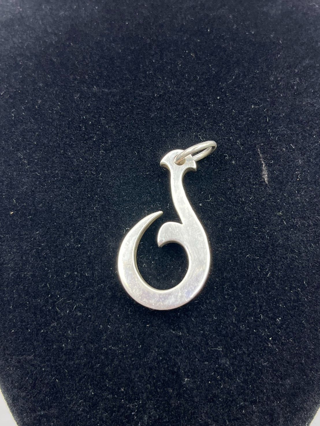 925刻印 マオリ族 ネックレストップ シルバーアクセサリー KOE MIHARO Maori ハワイアンジュエリー
