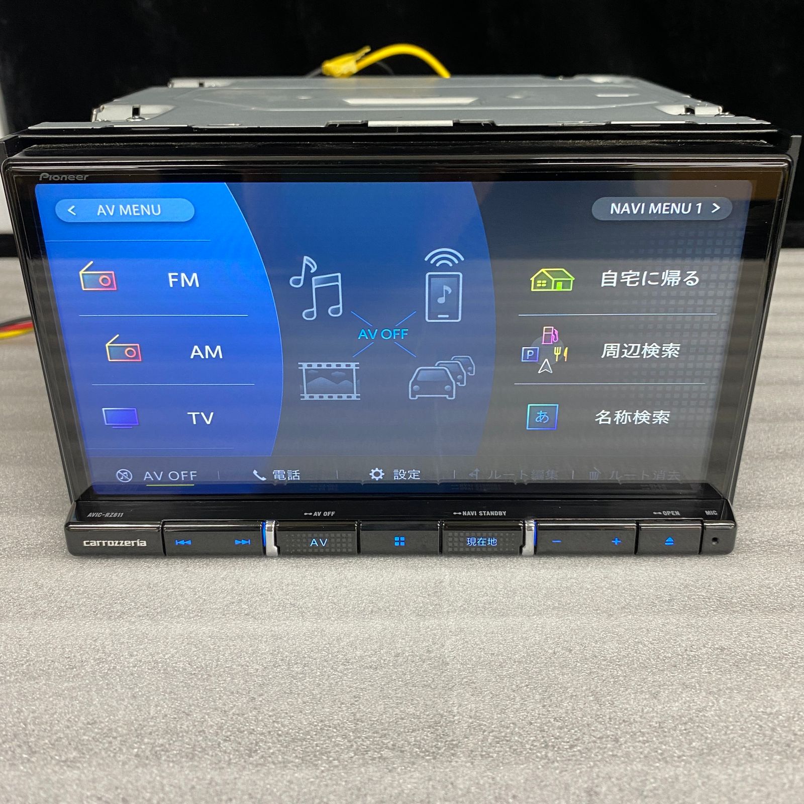 美品】 Pioneer carrozzeria 楽ナビ AVIC-RZ811-D AV一体型 メモリー