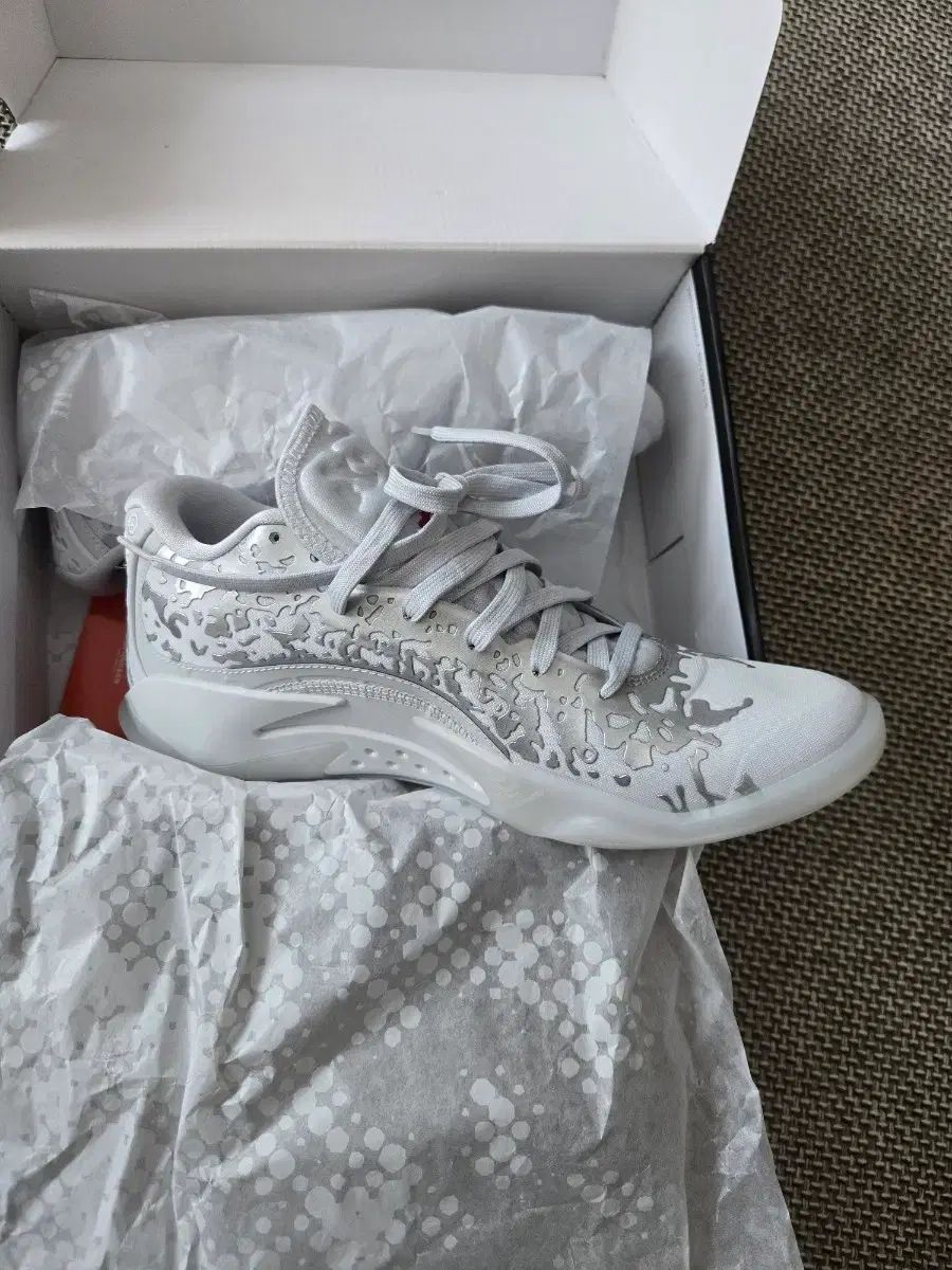 新品 NIKE ザイオン3 PF 270mm