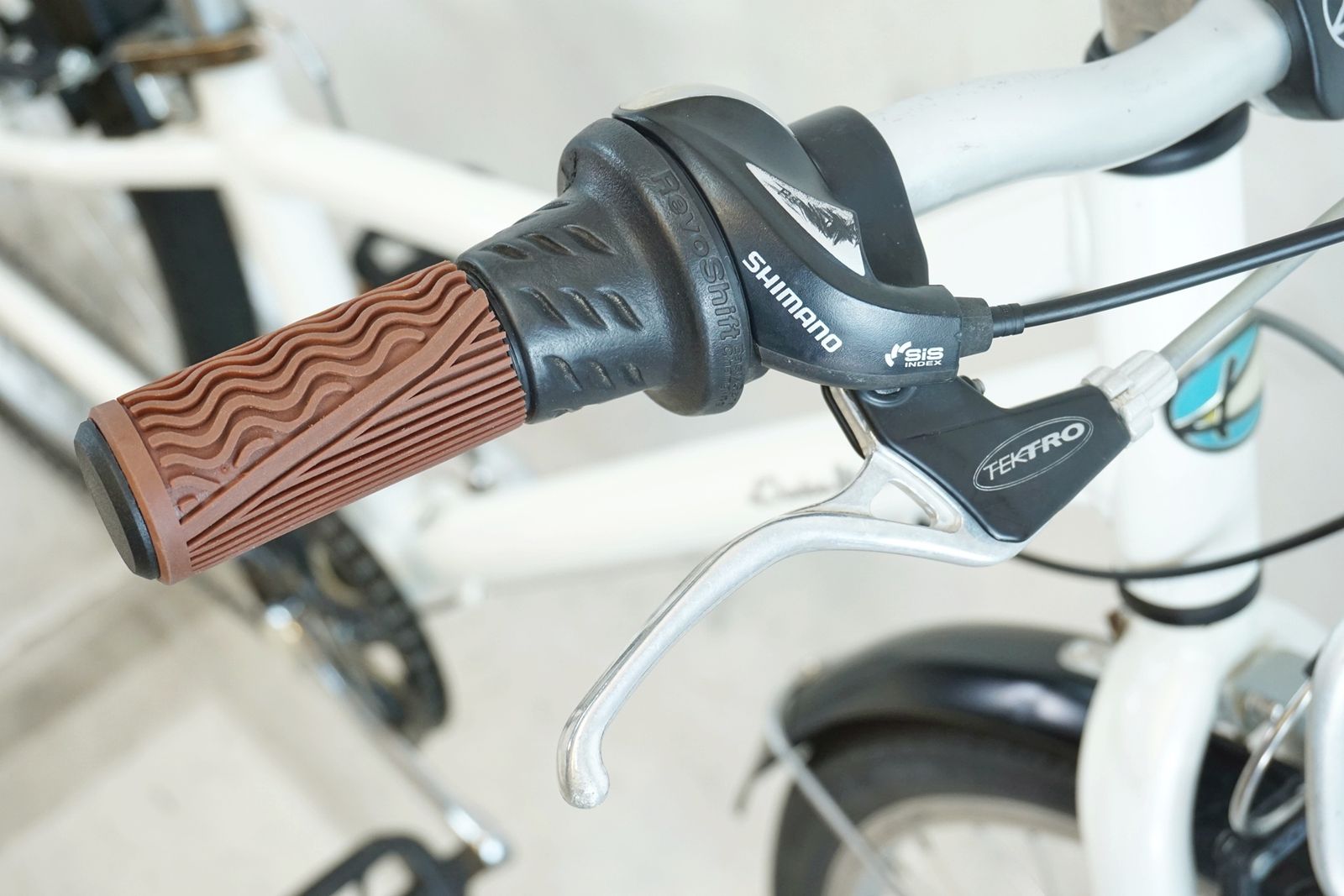 【引き取り限定/東京都】コーダーブルーム asson J24 2019年モデル KHODAA BLOOM 「コーダーブルーム」 ASSON J24 2019年モデル キッズ