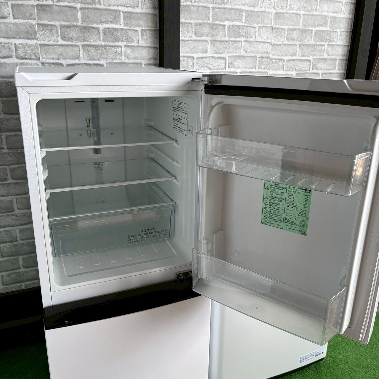 Hisense ハイセンス 冷蔵庫 2020年製 HR-D1303 洗濯機 2022年製 HW
