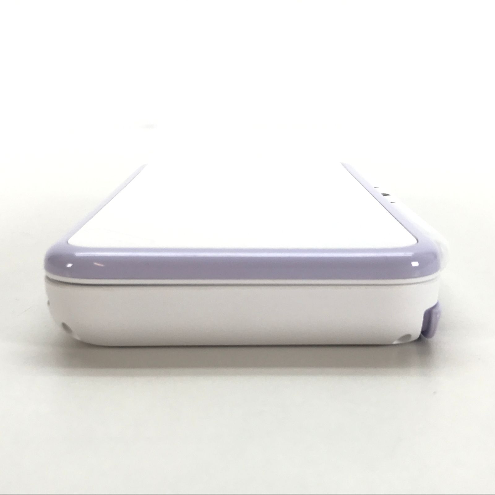 □任天堂 ゲーム機本体 Newニンテンドー2DS LL本体 ホワイト 