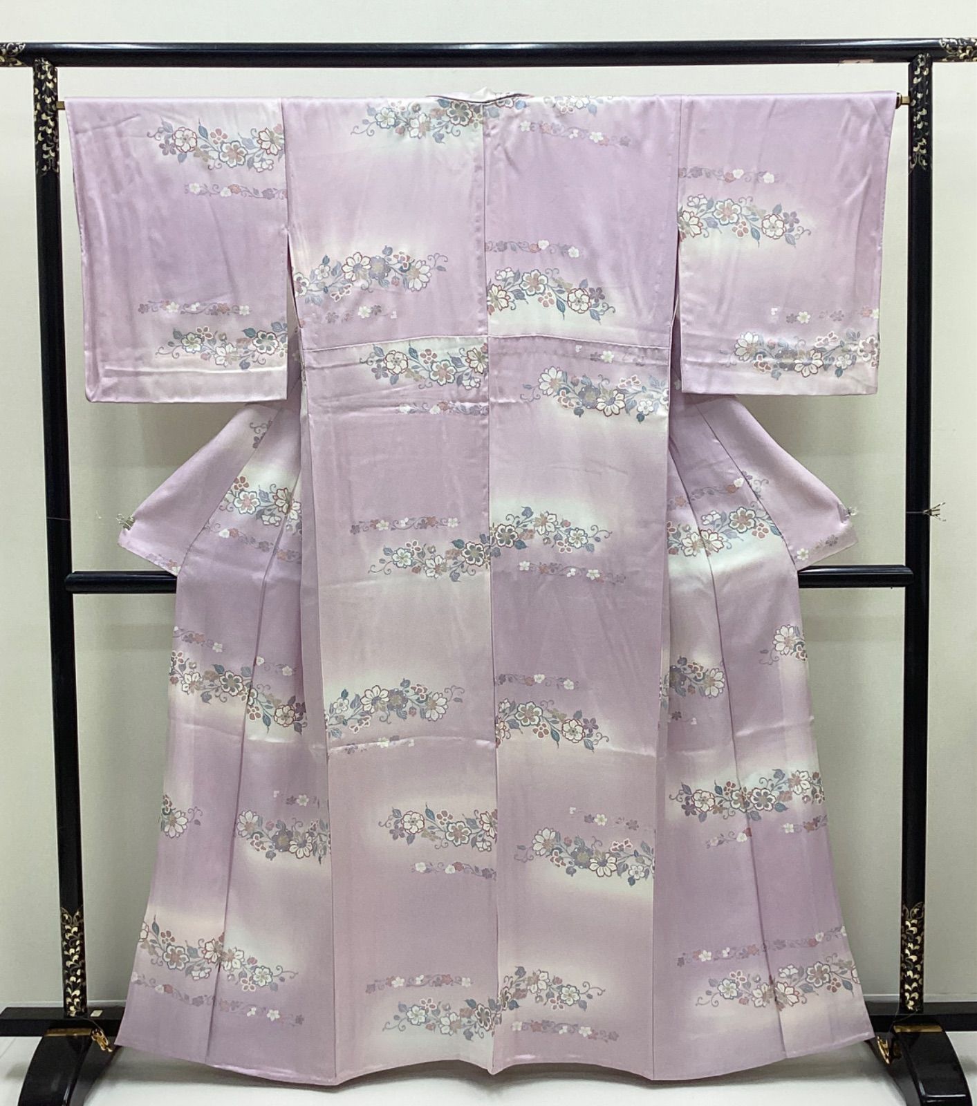中古品 単衣着物 小紋 箔 花 正絹 裄66 R846 - メルカリ