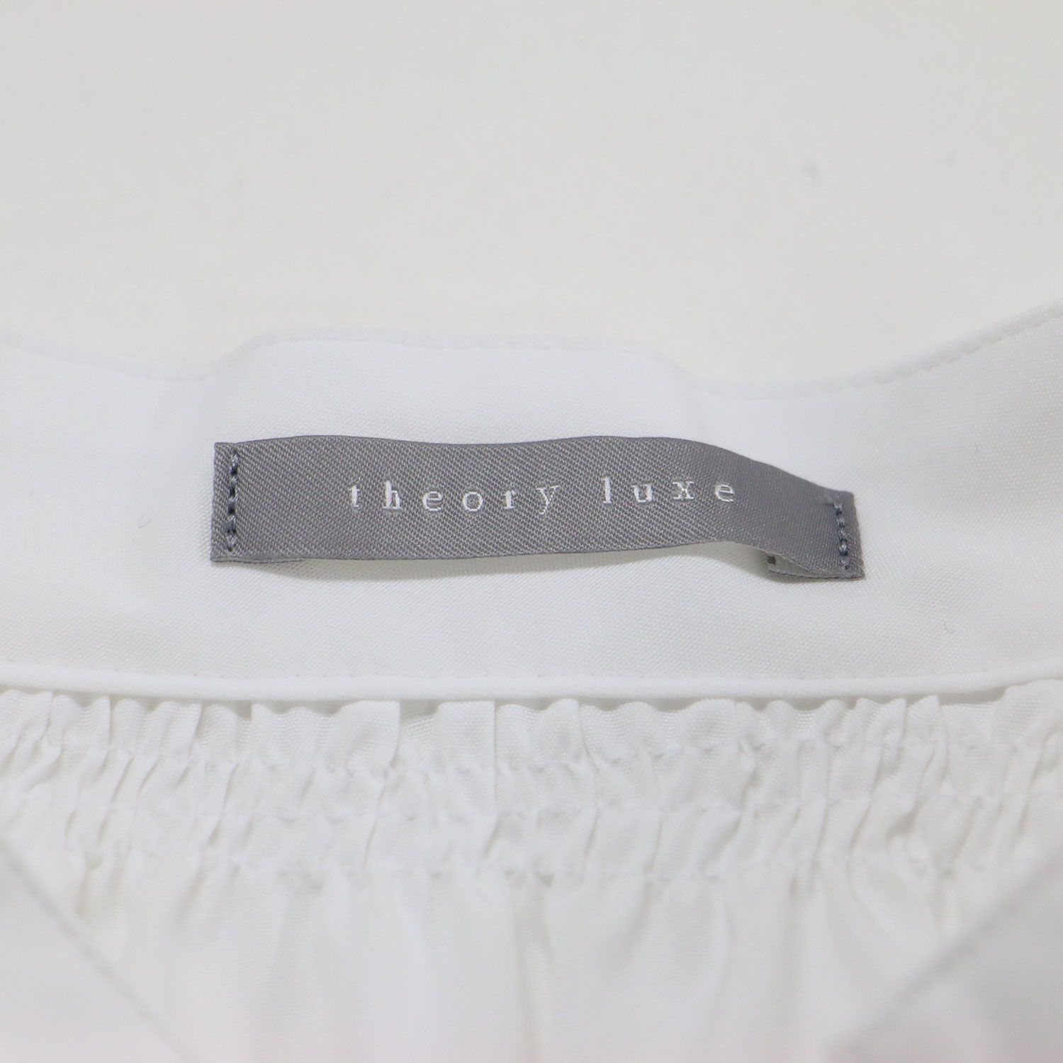 theory luxe セオリーリュクス ブラウス ホワイト 白 サイズ:32(S 