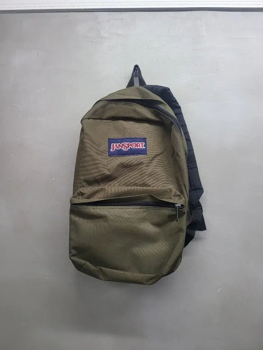 JANSPORT ジャンスポーツ バックパック カーキ色