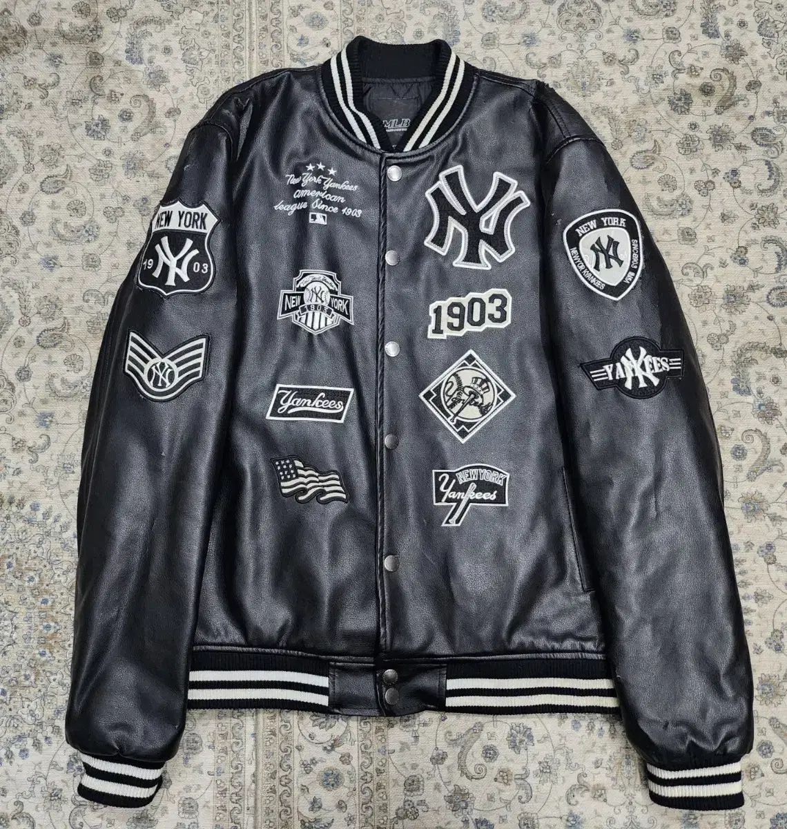 MLB NEW YORK YANKEES マルチパッチ スタジャン 110サイズ 5,936円