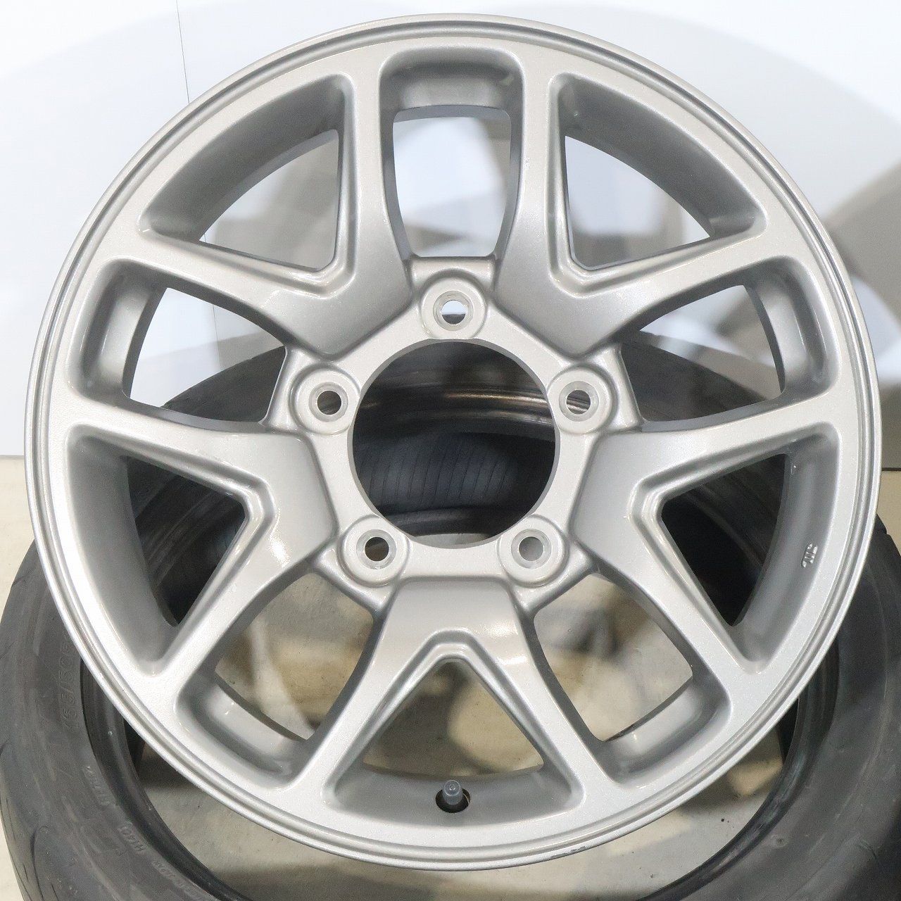 4本 スズキ ジムニー JB64W 純正 16インチ ホイールのみ 5.5J +22 5H
