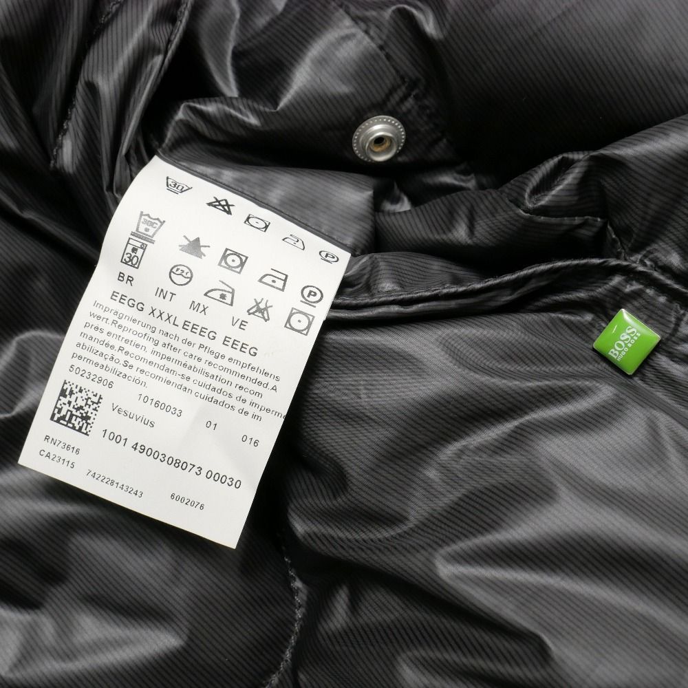 □美品□HUGO BOSS ヒューゴボス ベスト サイズXXXL 中綿 ブランド古着