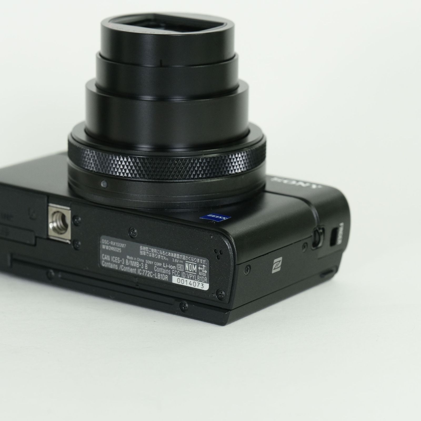 美品 | バッテリーグリップ・バッテリー2個付] SONY Cyber-shot DSC