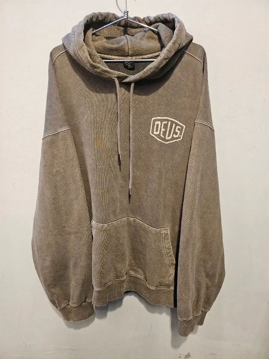 DEUS EX MACHINA デウスエクスマキナ 正規品 フードTシャツ
