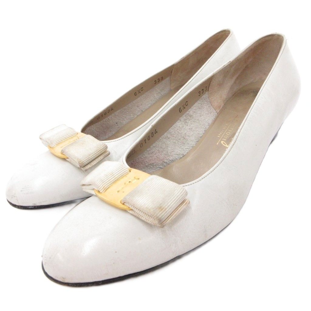 サルヴァトーレフェラガモ Salvatore Ferragamo ヴァラリボン パンプス シューズ レザー 6.5 白 ホワイト /JS ■GY99 4,830円