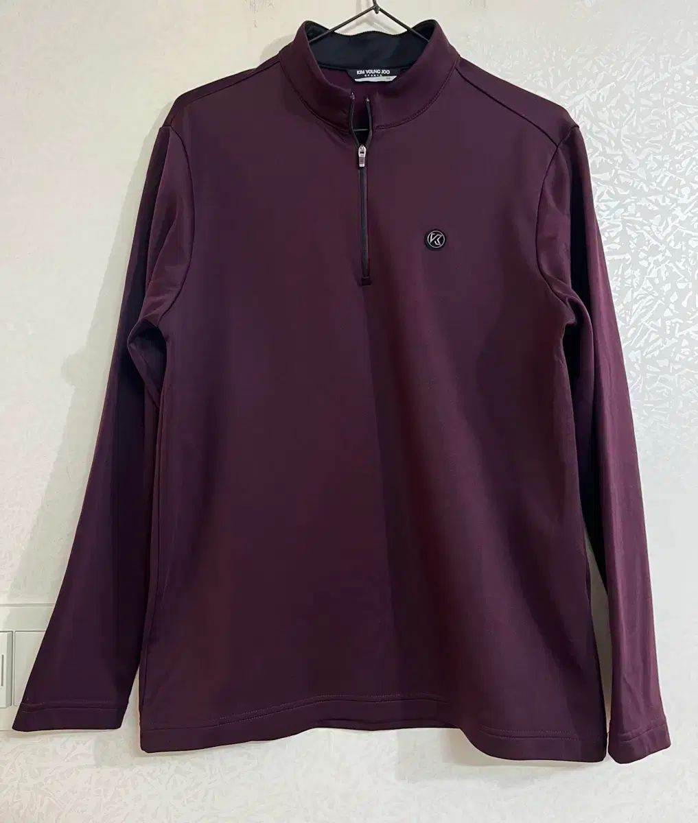 ほぼ新品 김영주スポーツ ハーフジップTシャツ