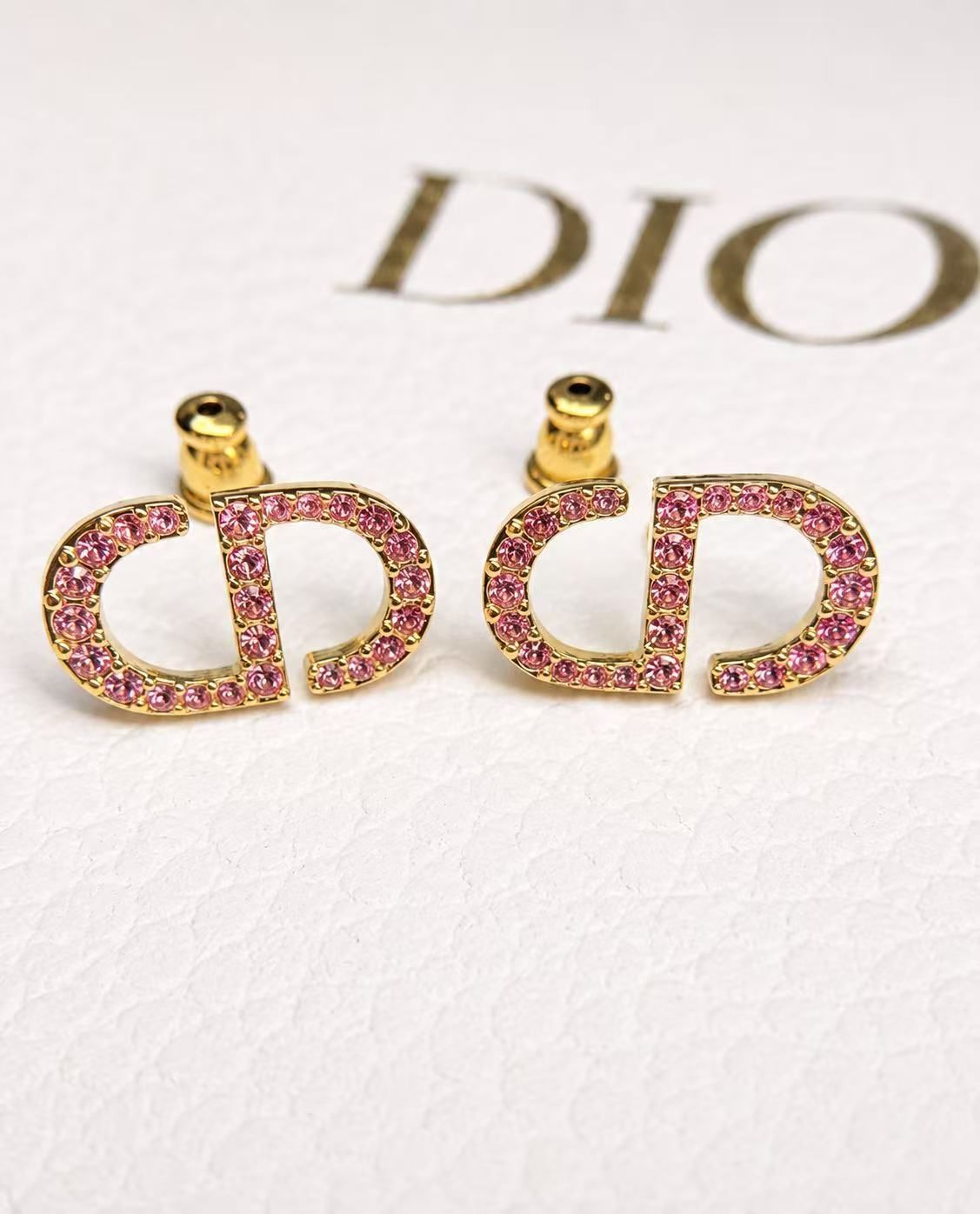 Dior CDロゴ ピンクラインストーン ピアス ゴールド 限定カラー 箱付き