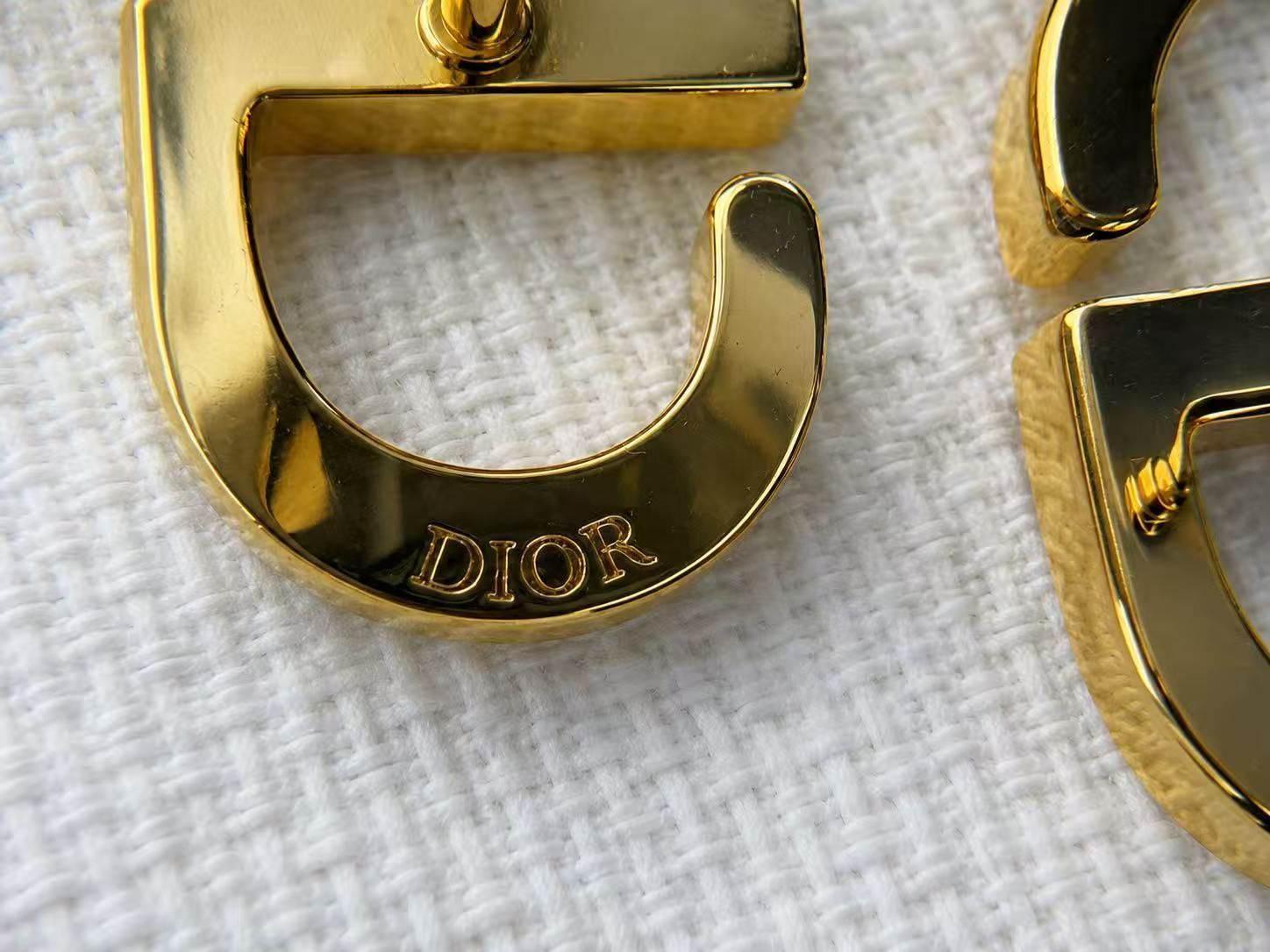 Dior CDロゴ ピンクラインストーン ピアス ゴールド 限定カラー 箱付き