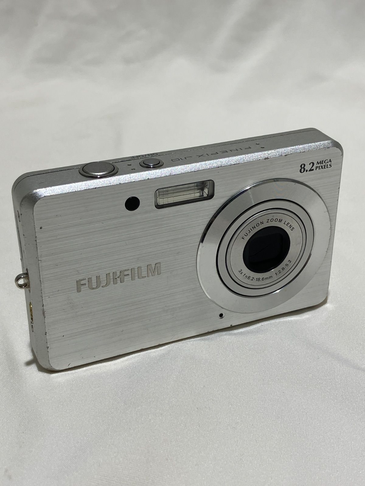 【質Banana】　FUJIFILM デジカメ　J10 シルバー中古　簡易動作　現状