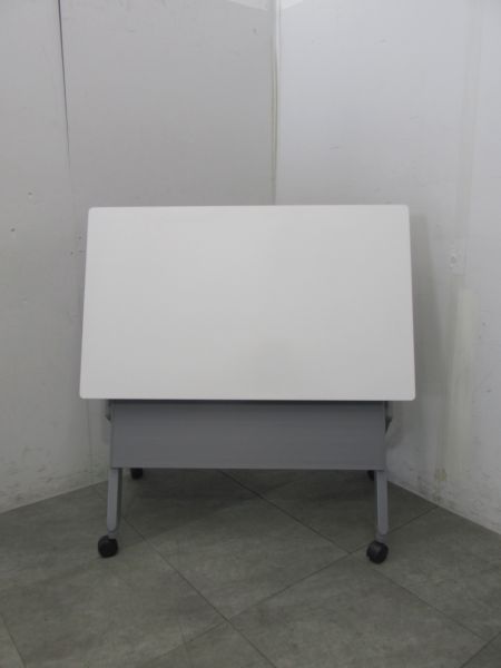 【中古品】オカムラ Fieri Act(フィエリーアクト)シリーズ 1000サイドスタックテーブル 93DCA4 0711 ホワイト