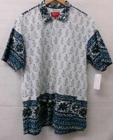 【中古】Supreme ｼｭﾌﾟﾘｰﾑ nairobi shirt 総柄 半袖ｼｬﾂ ﾎﾜｲﾄ ﾌﾞﾙｰ L 991873408