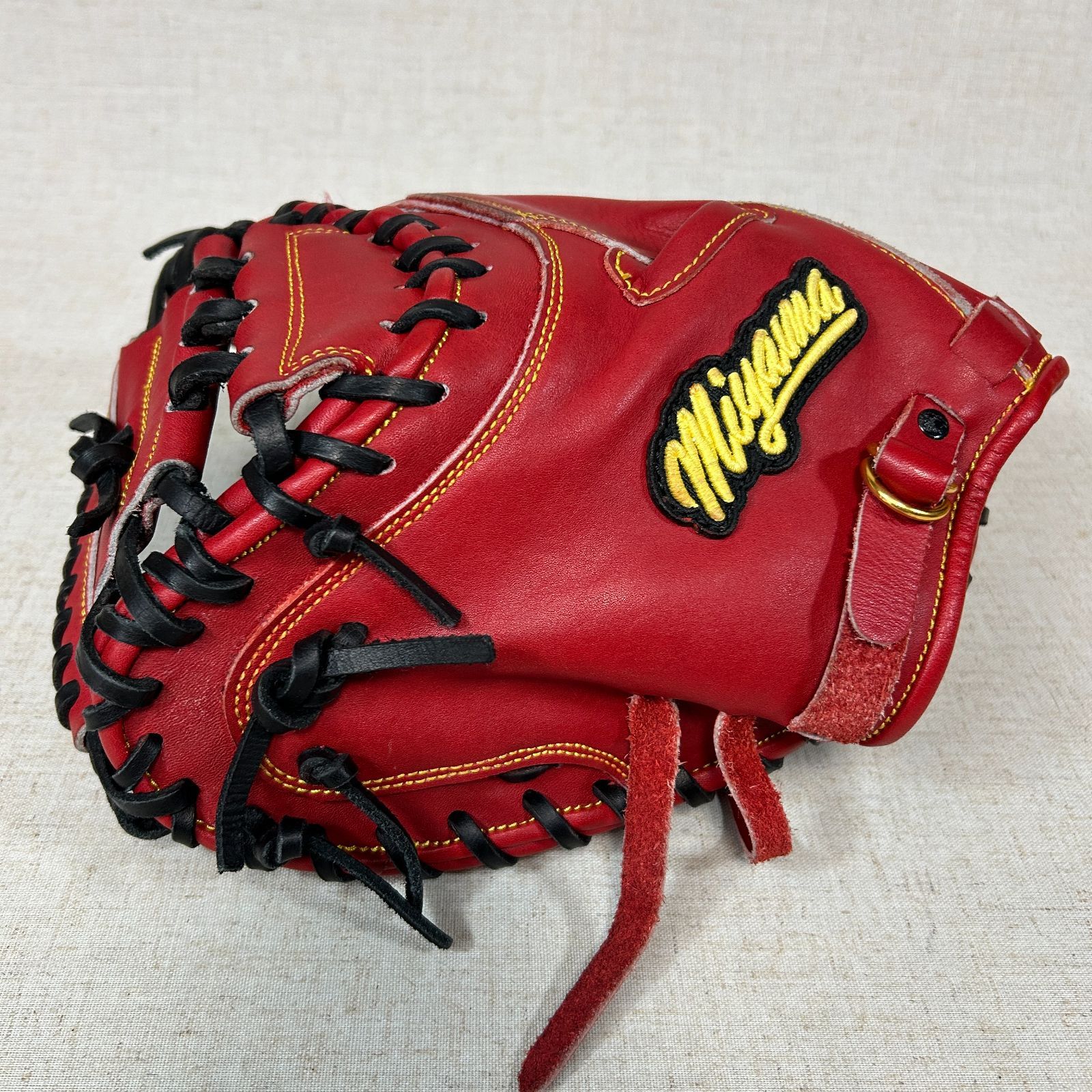 【極美品】Miyama ミヤマ キャッチャーミット 13インチ レッド 硬軟兼用 左投げ用】ミヤマ miyama23 一般硬式用 キャッチャーミット 硬軟兼用