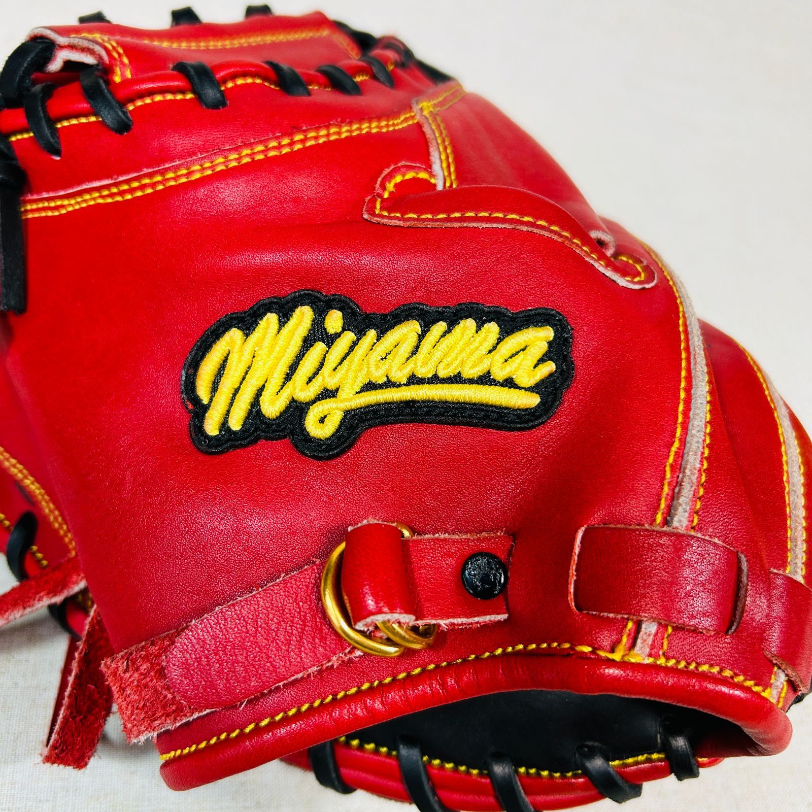 【極美品】Miyama ミヤマ キャッチャーミット 13インチ レッド 硬軟兼用 左投げ用】ミヤマ miyama23 一般硬式用 キャッチャーミット 硬軟兼用