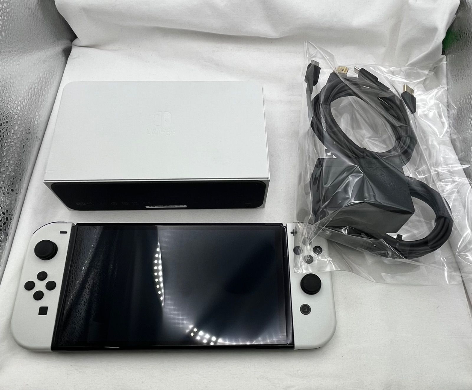 ▽Nintendo　ニンテンドウ　Switch/有機ELモデル　HEG-001　2021年製　11033