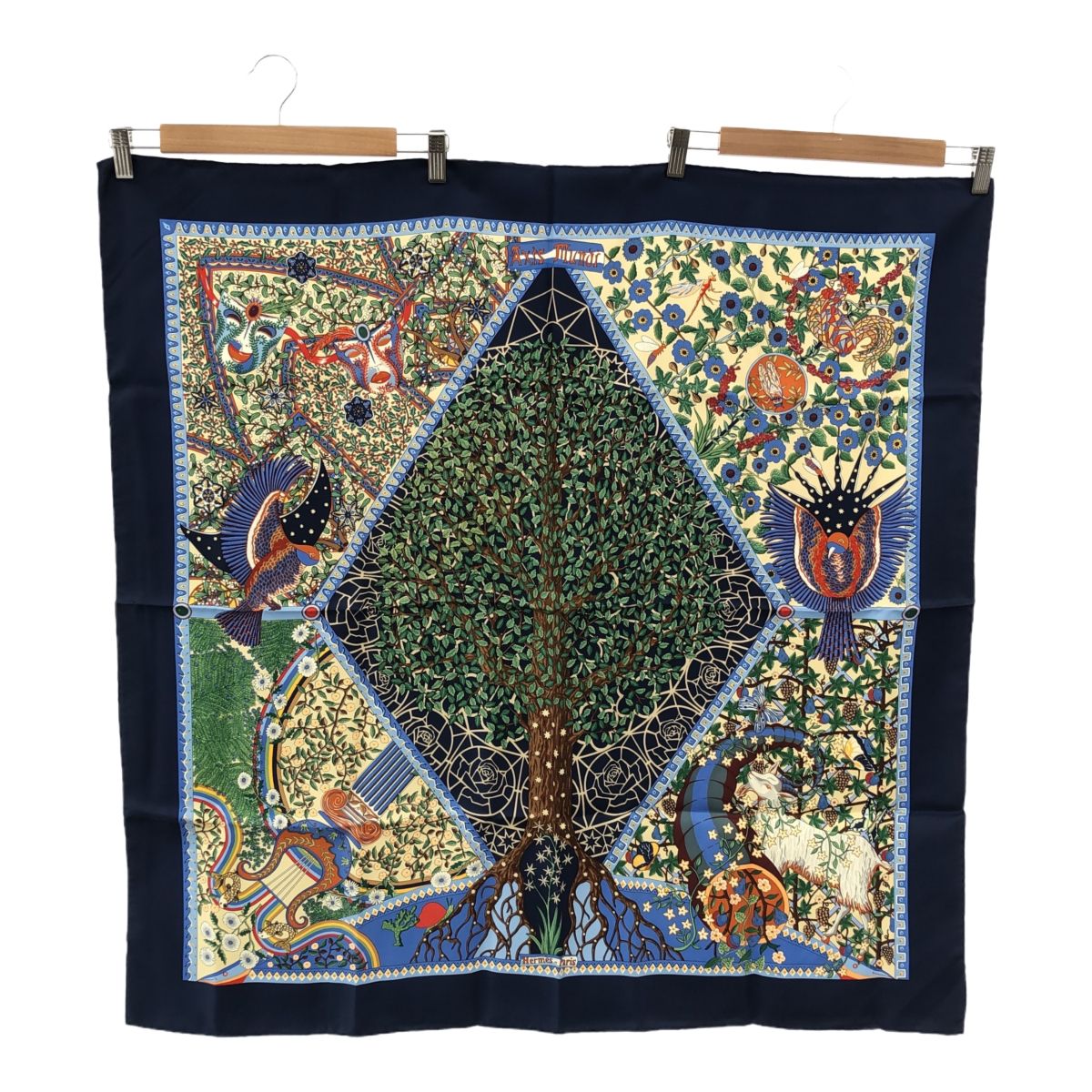 HERMES エルメス カレ90 Axis Mundi 世界の中心軸 スカーフ シルク100