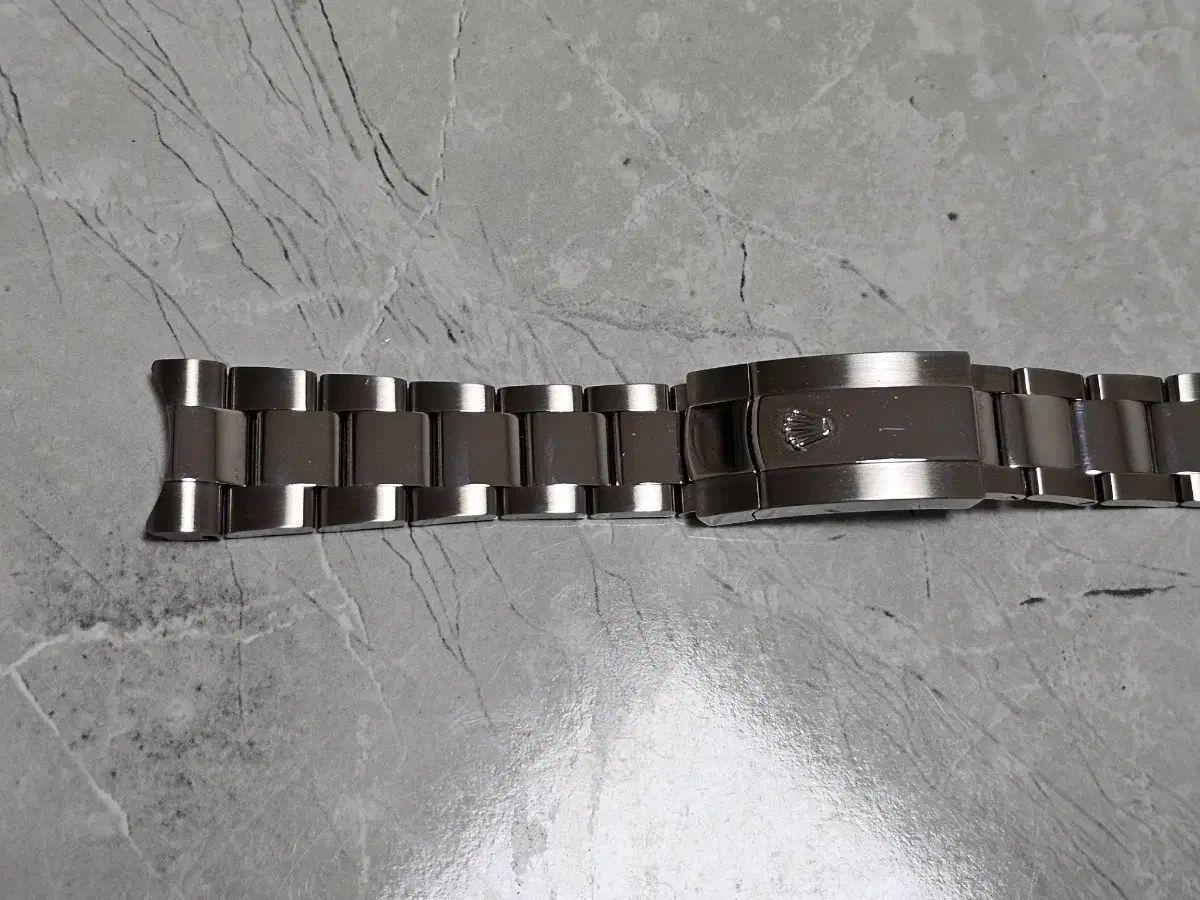 ROLEX オイスター ブレス出品 72800 モデル