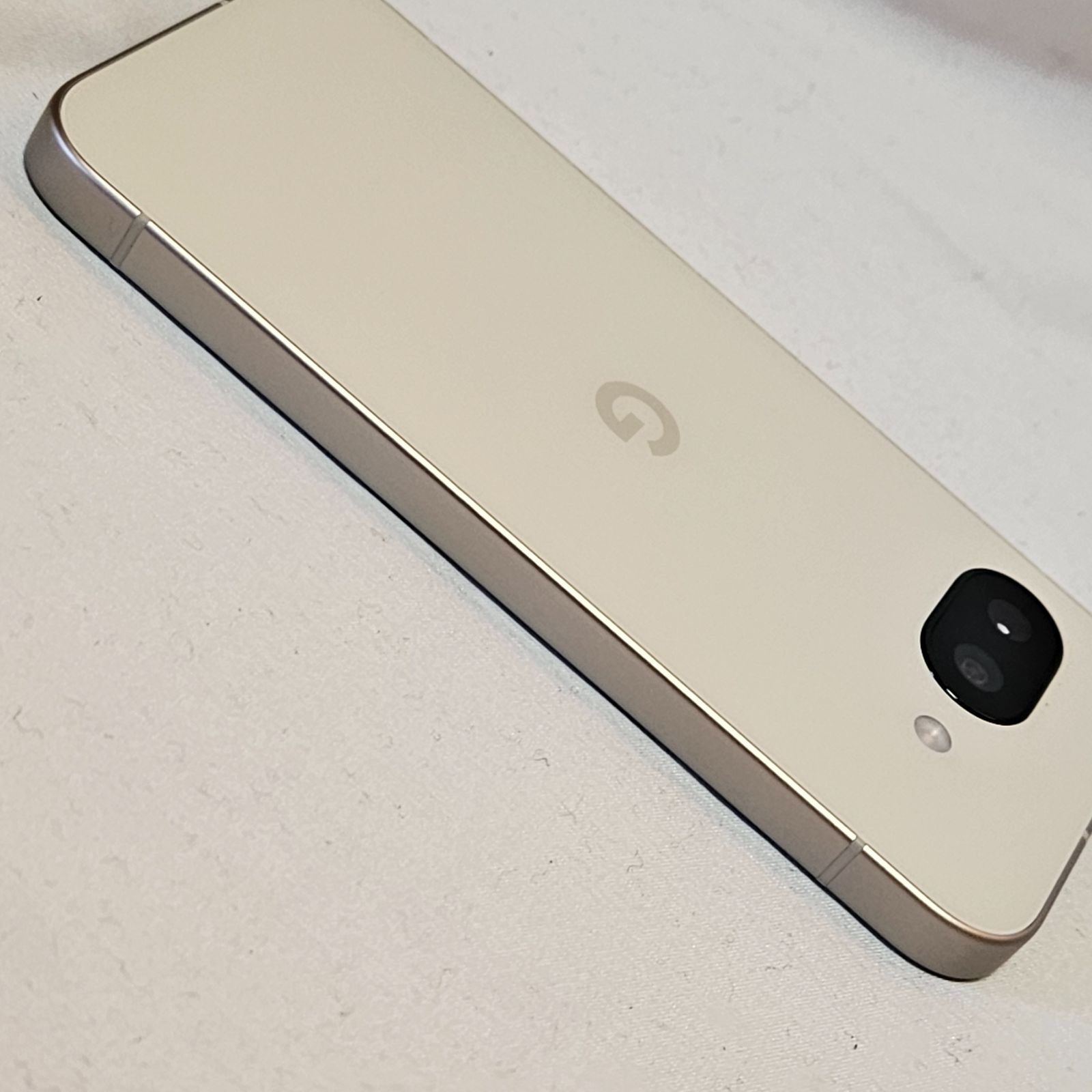 Google Pixel 9a 128GB 国内版 Porcelain 美品 - メルカリ